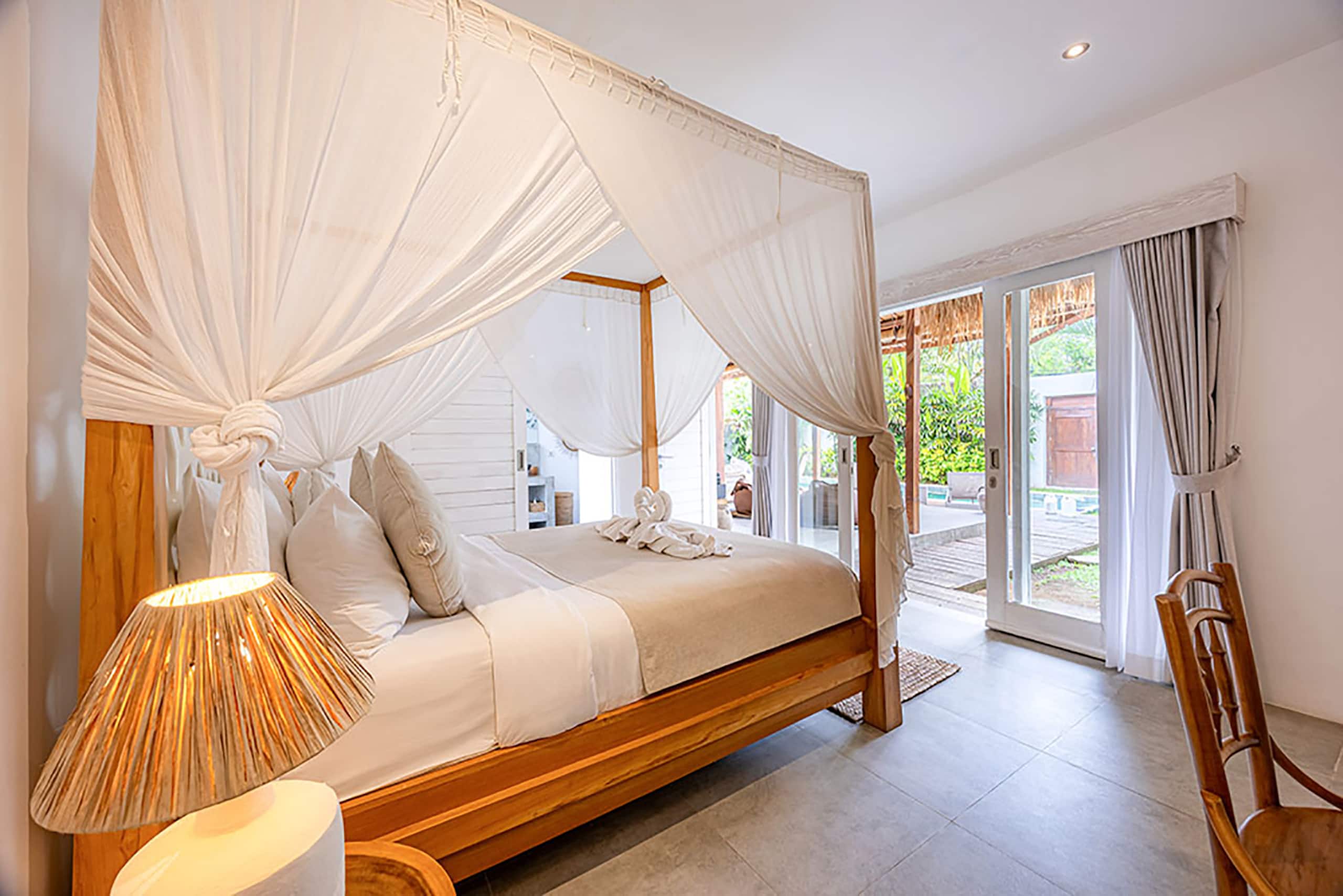 3 Villas Complex - 250m Seminyak Sq & Beach 700m 27