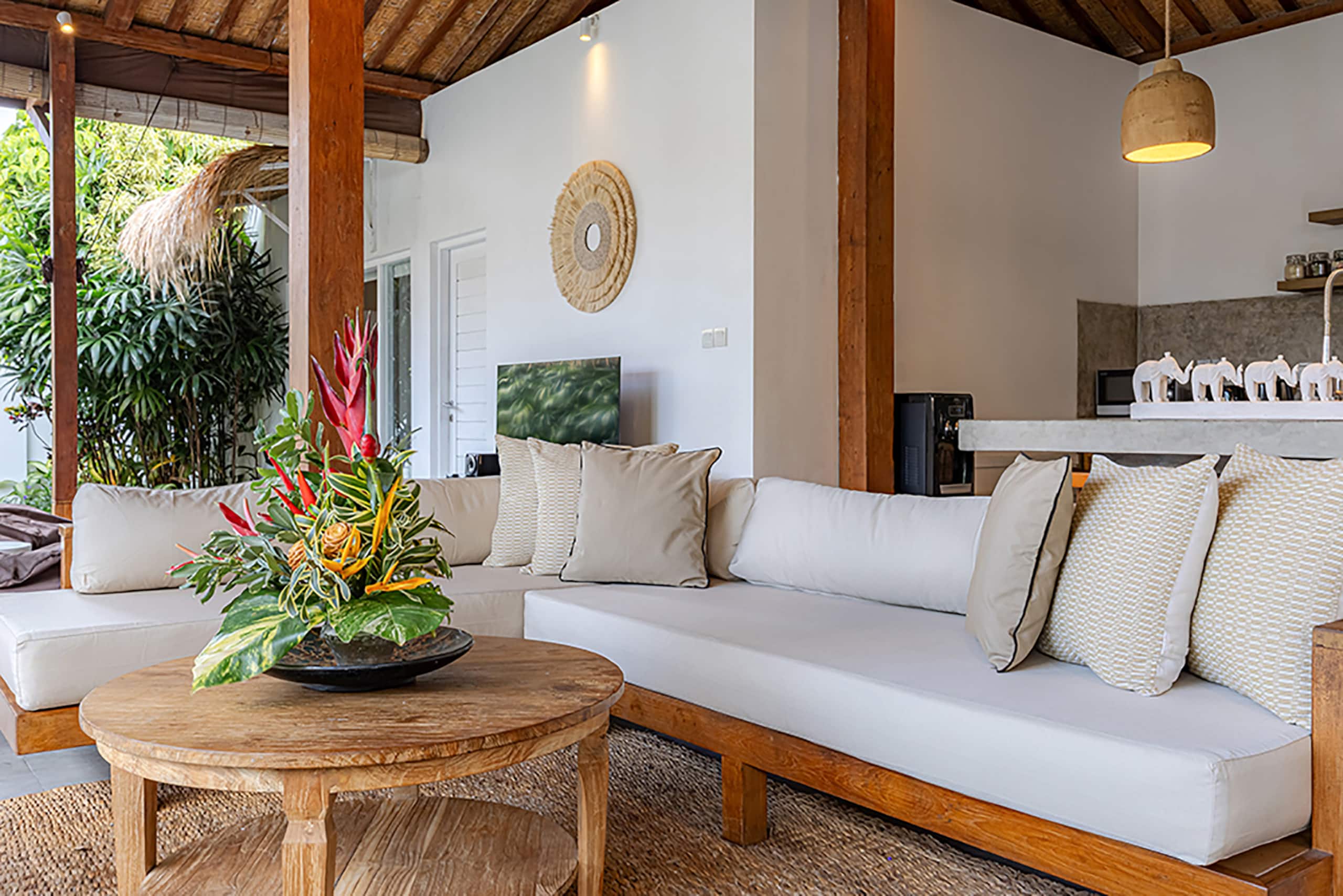3 Villas Complex - 250m Seminyak Sq & Beach 700m 13