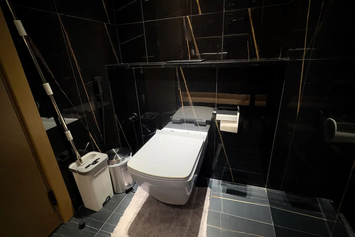 Binghatti Corner - 2BHK luxury Apartment 13