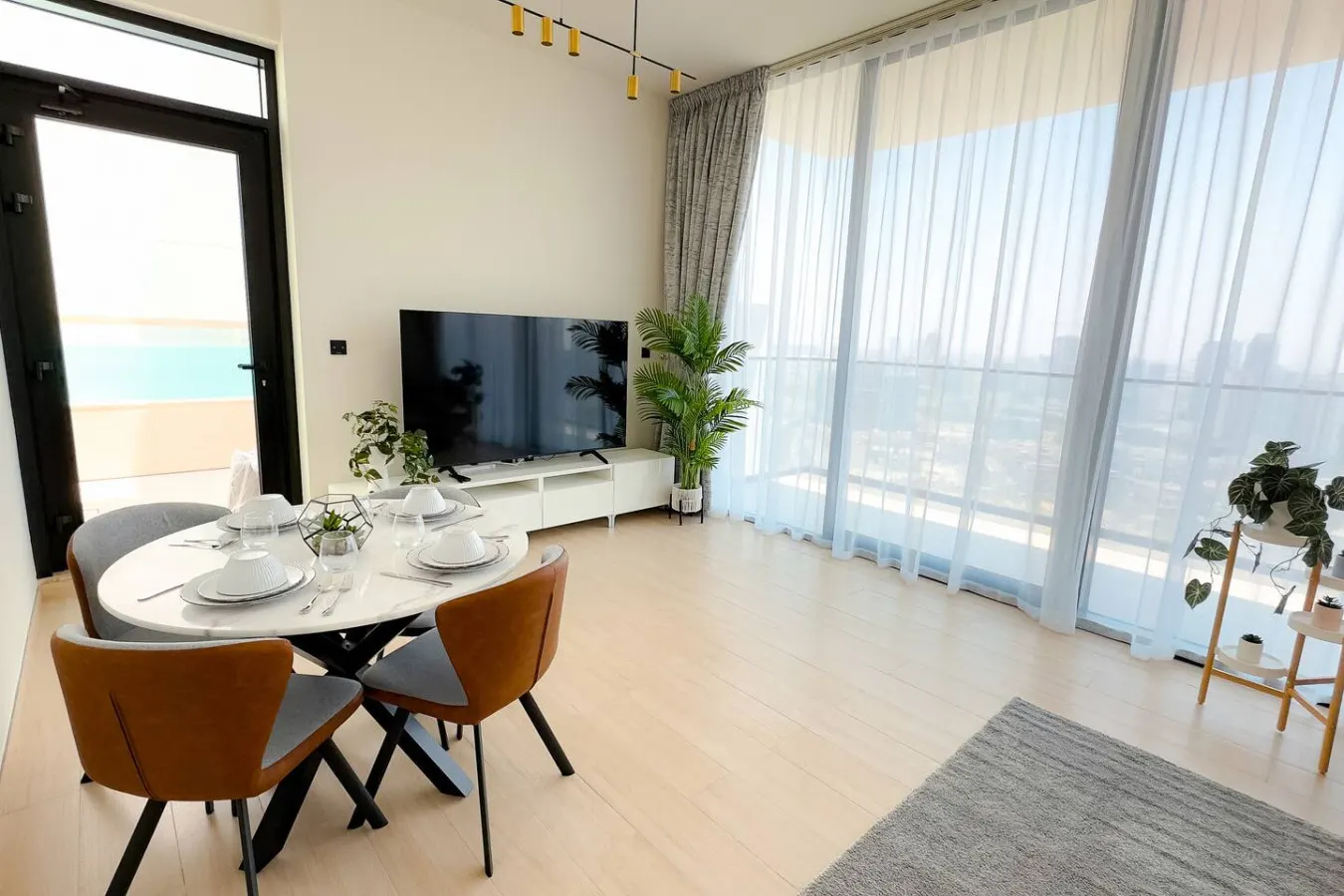Binghatti Corner - 2BHK luxury Apartment 14