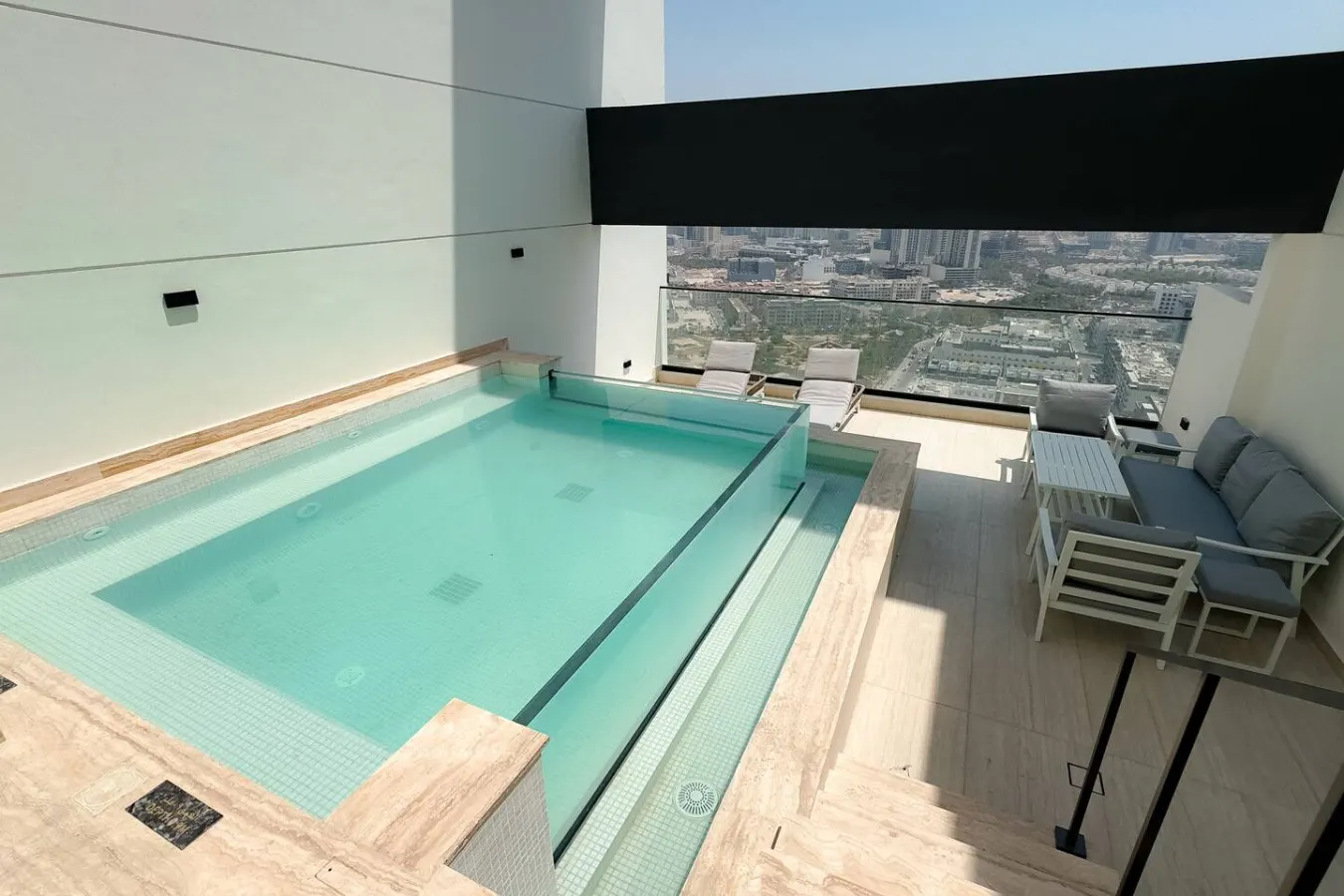 Binghatti Corner - 2BHK luxury Apartment 16