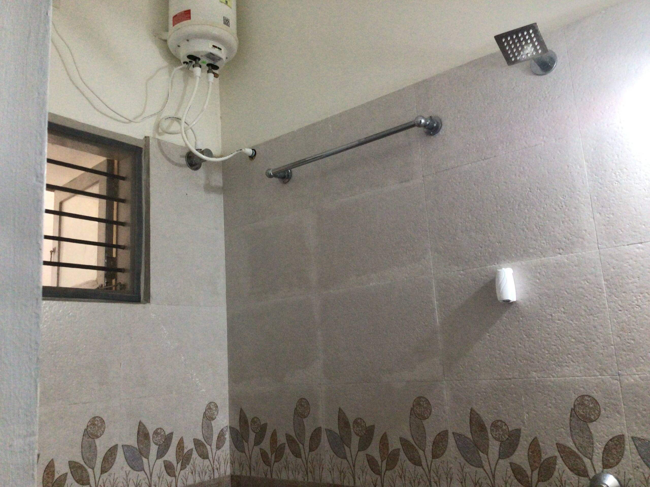 Shivam Homestay - Fully furnished 2 bhk A/c house 6