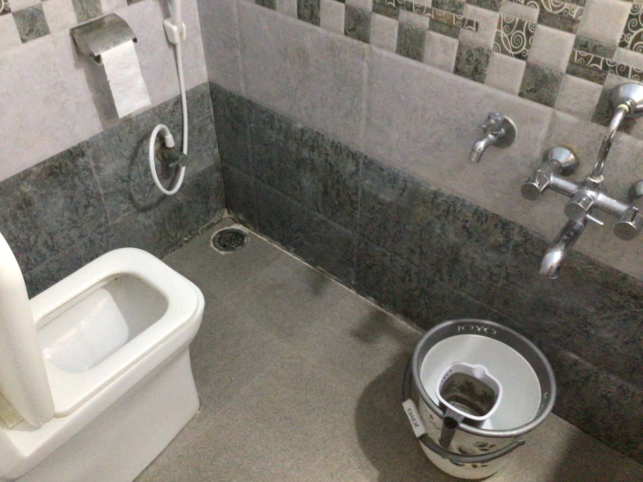 Shivam Homestay - Fully furnished 2 bhk A/c house 5