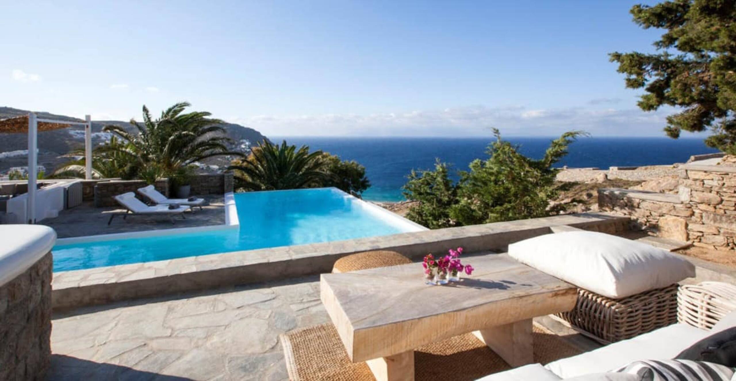 Chef included by Fantasia Villas: White House 8bdr 10