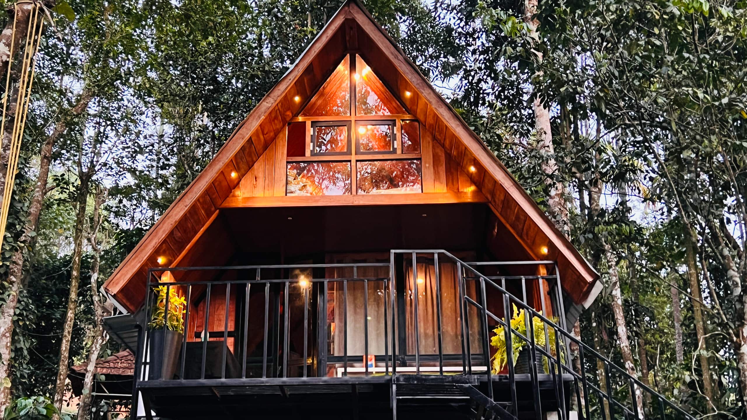 Fern Valley forest&stream view cottage 8