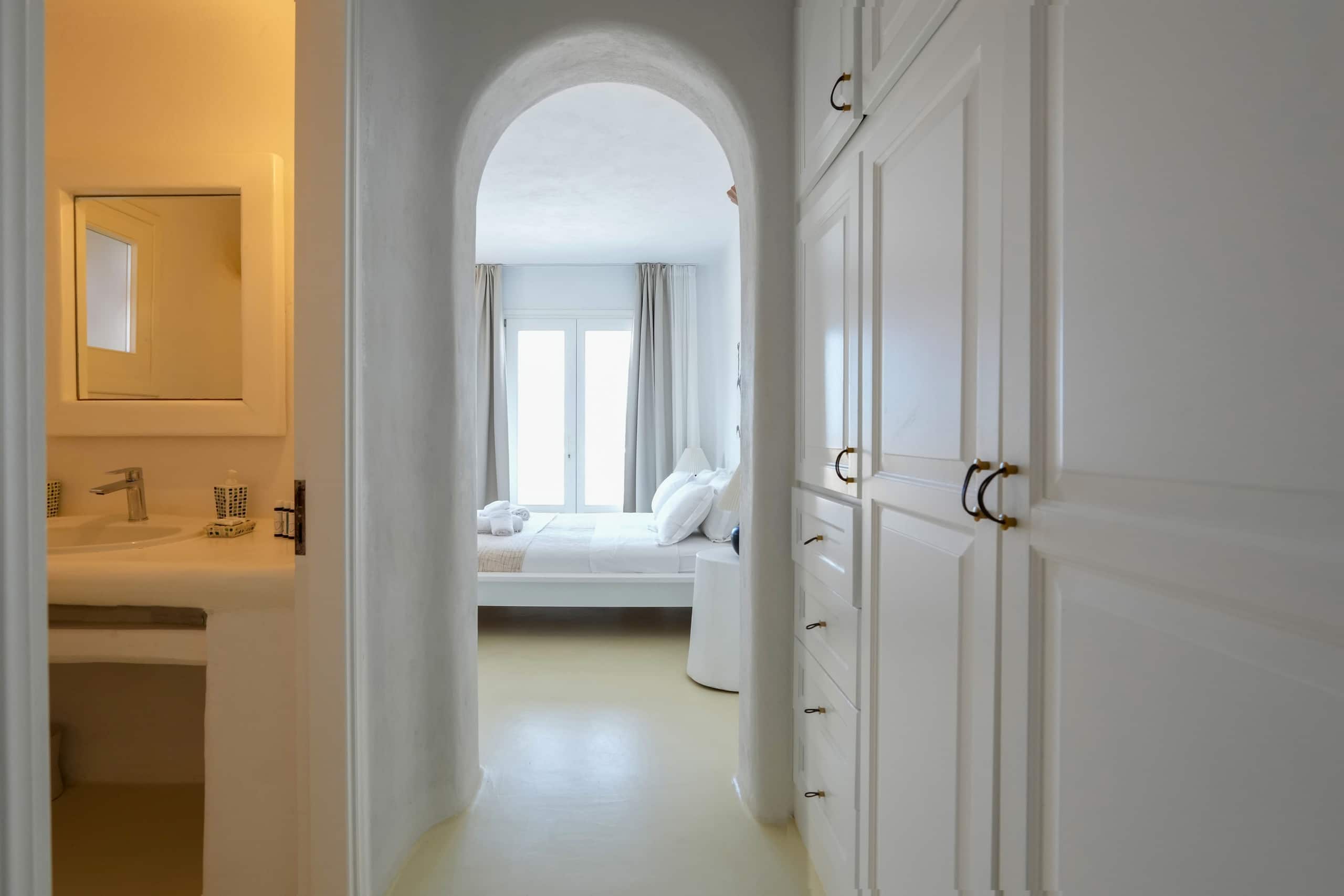 Luxury villa Super Paradise Mykonos 23