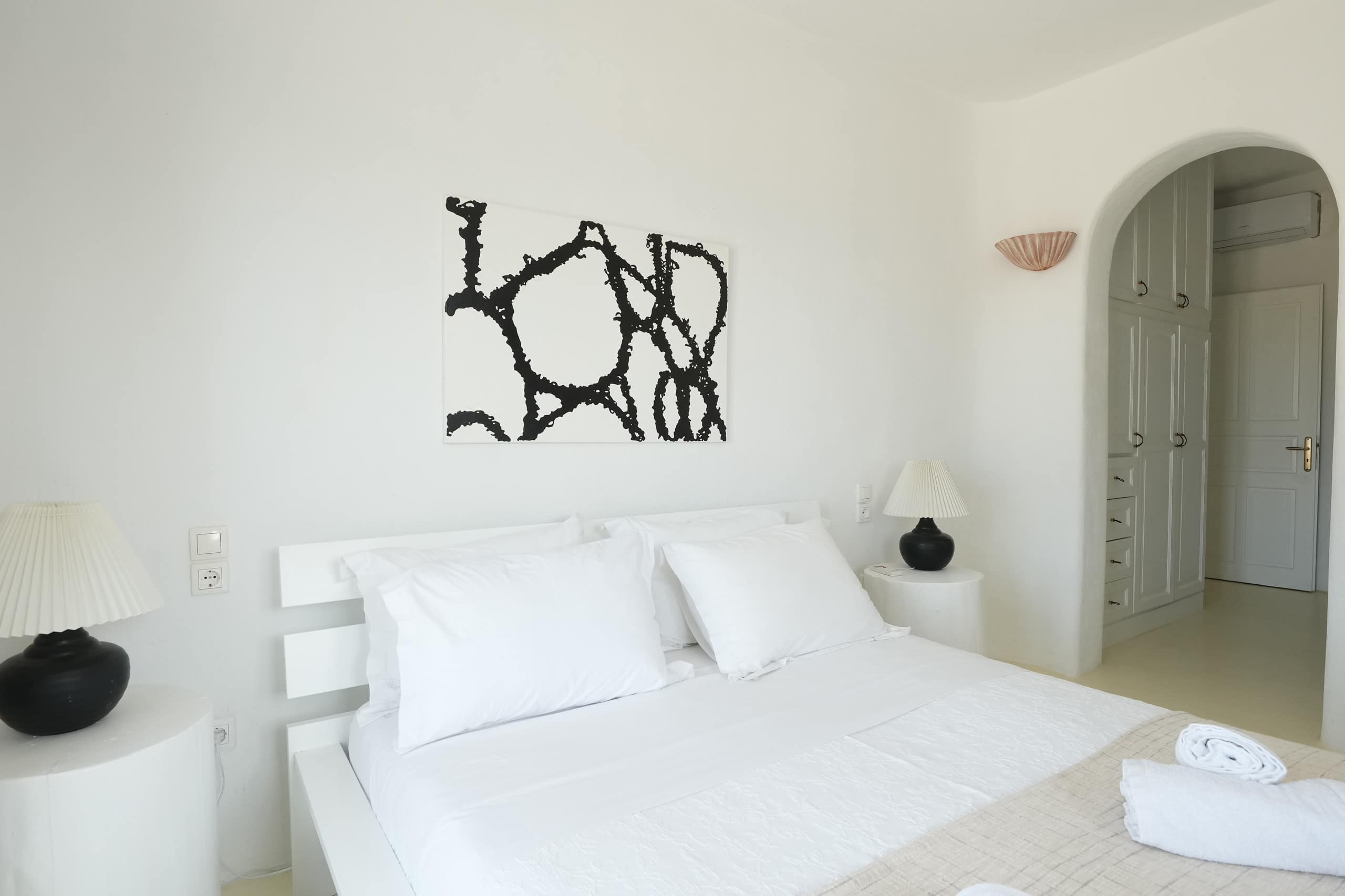 Luxury villa Super Paradise Mykonos 16