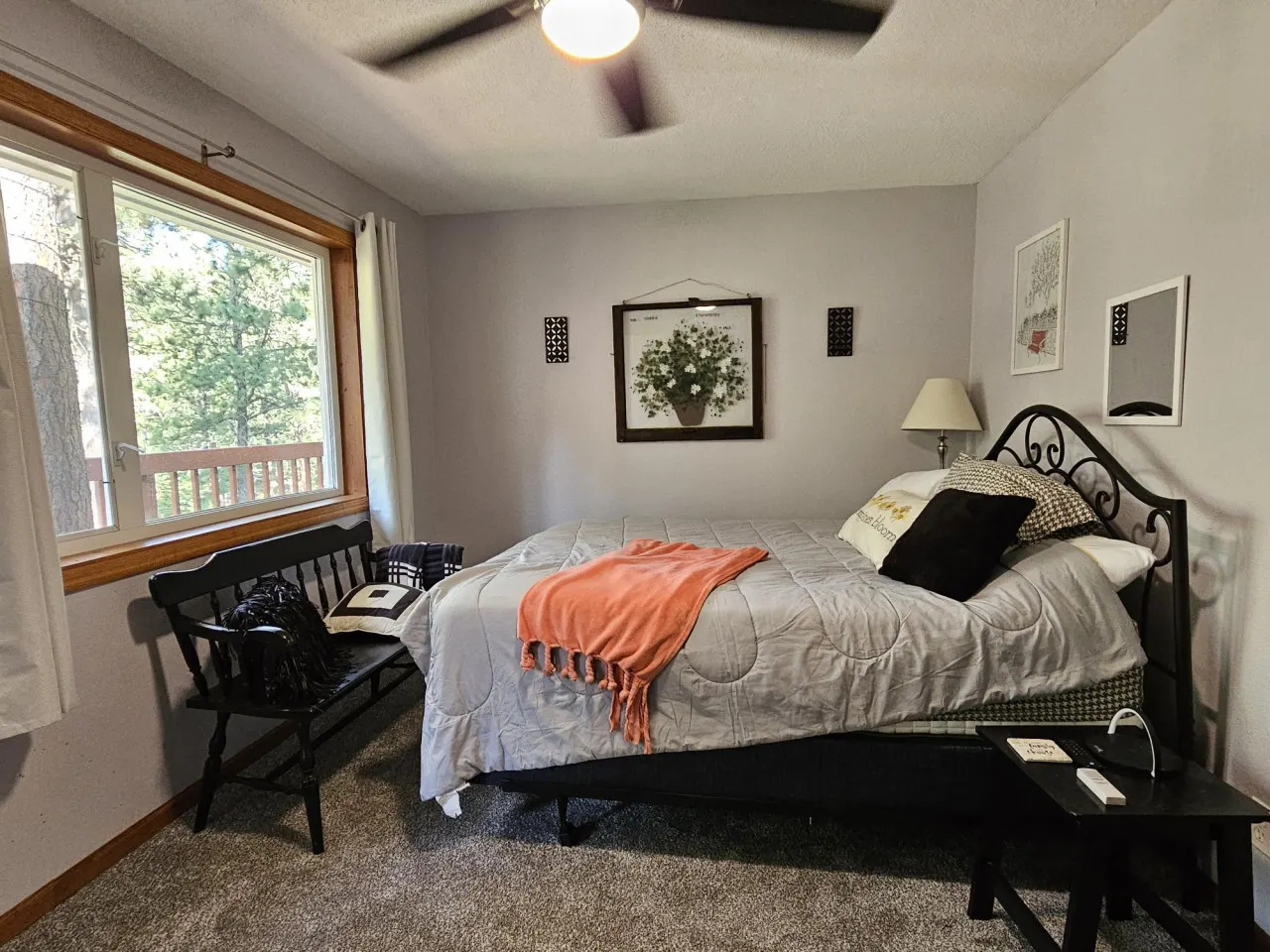 Strawberry Hills | The Ridgeberry | Cabin 2