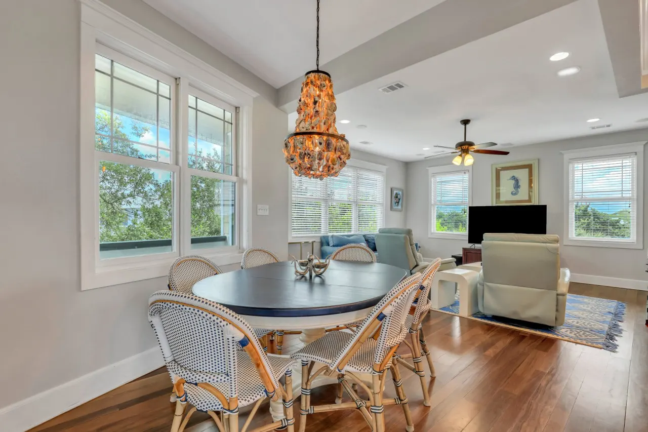 Tybee Skies: 4 BDR 4 Bath Oceanfront Home w Pool 18