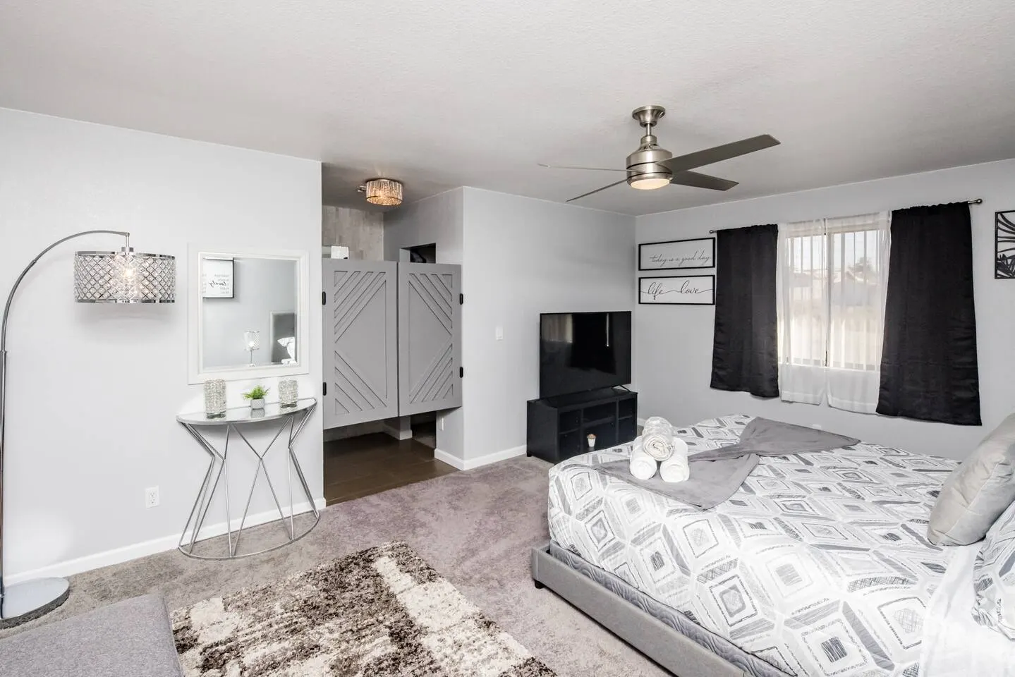 Havasu Diamond RV Parking Sleeps 8 Updated! 10