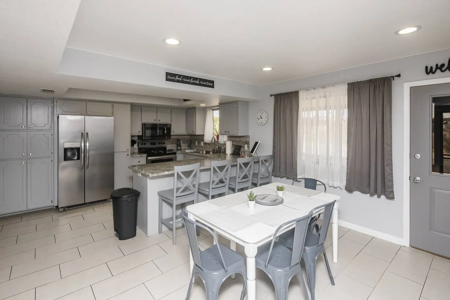Havasu Diamond RV Parking Sleeps 8 Updated! 7