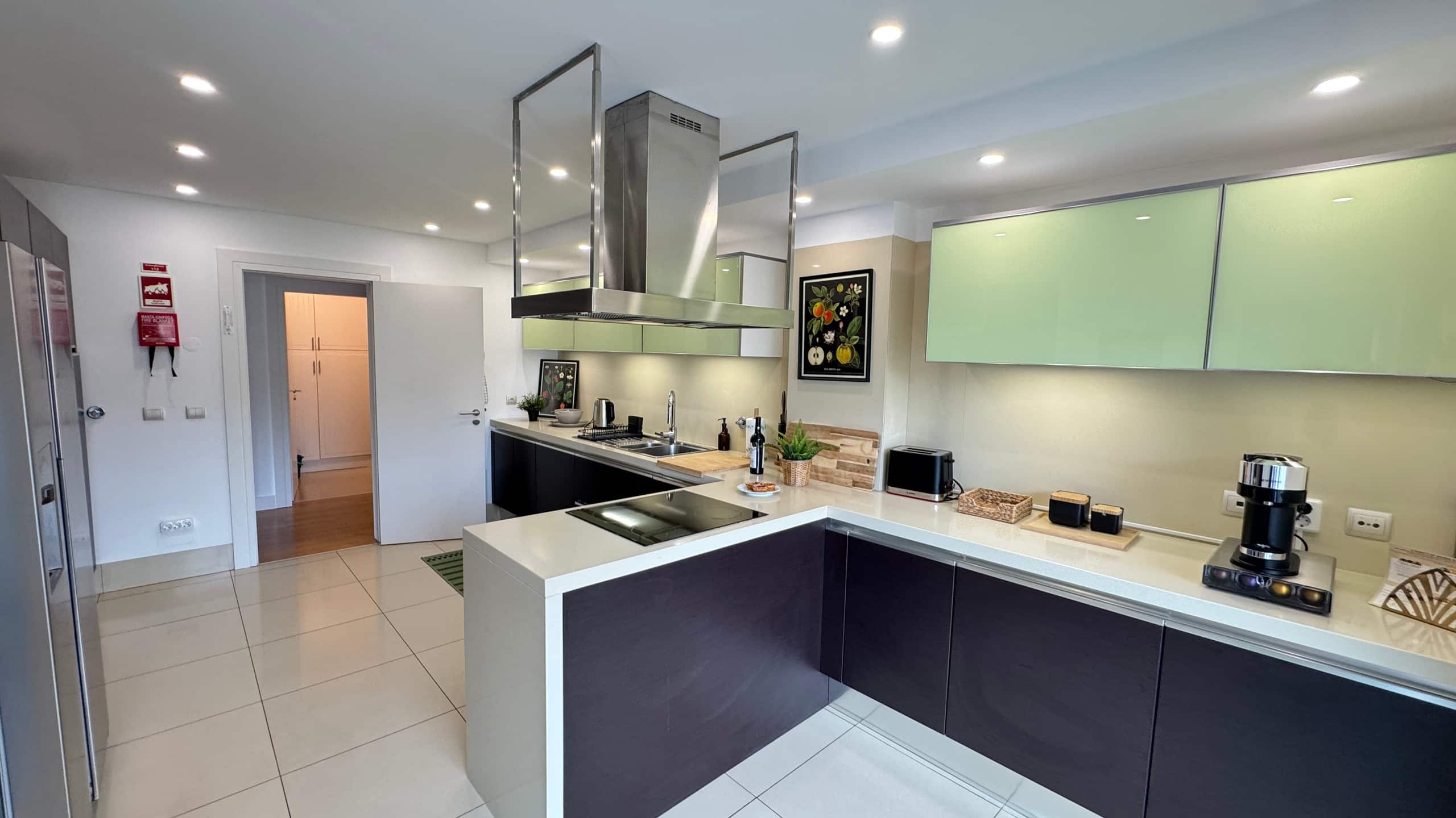 Cascais Terrace Central Penthouse, Pool & Garage 18