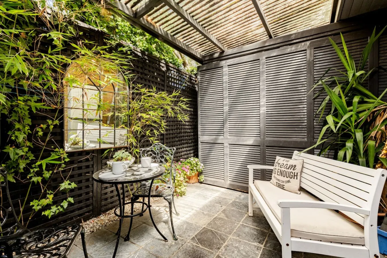 Peaceful Brighton Studio Near Beach & Cafés