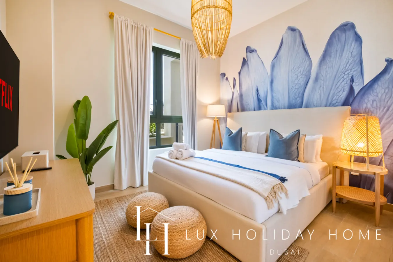 LUX The La Mer Luxury Burj View Suite 3 5