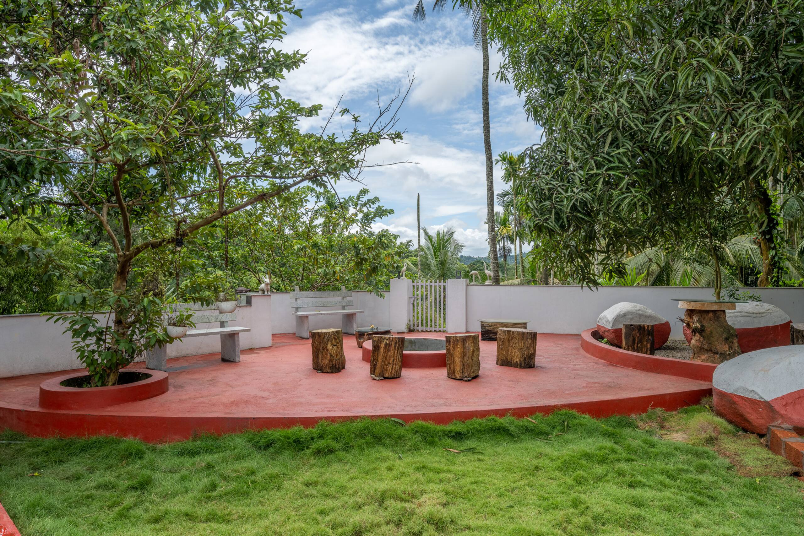 Lolos by Raho Cozy Loft Stay in Coorg 22