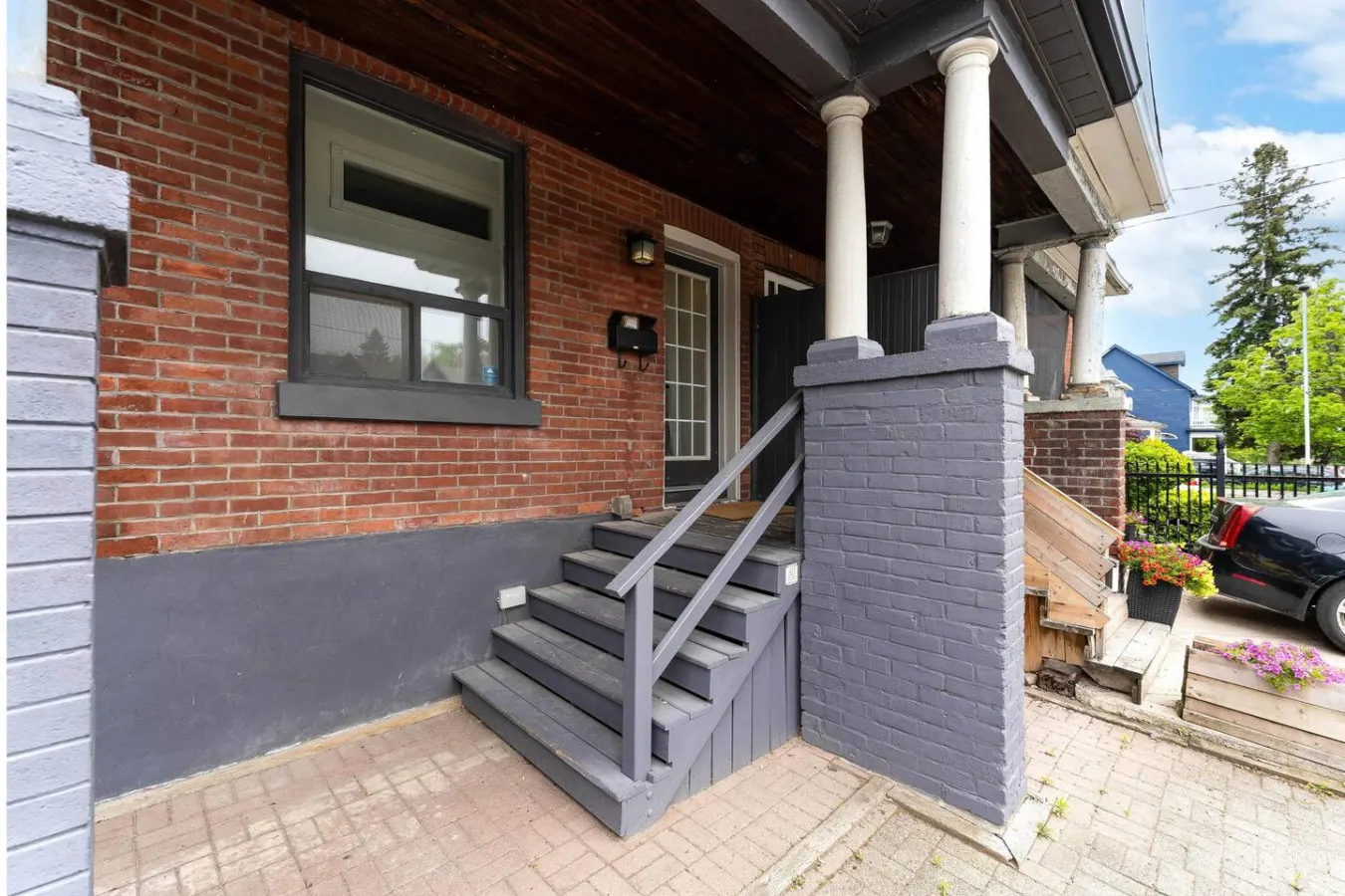 Bright Beachside Studio Walk to Woodbine Beach 18