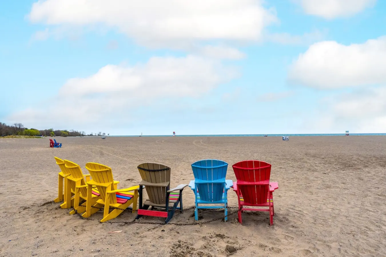 Bright Beachside Studio Walk to Woodbine Beach 20