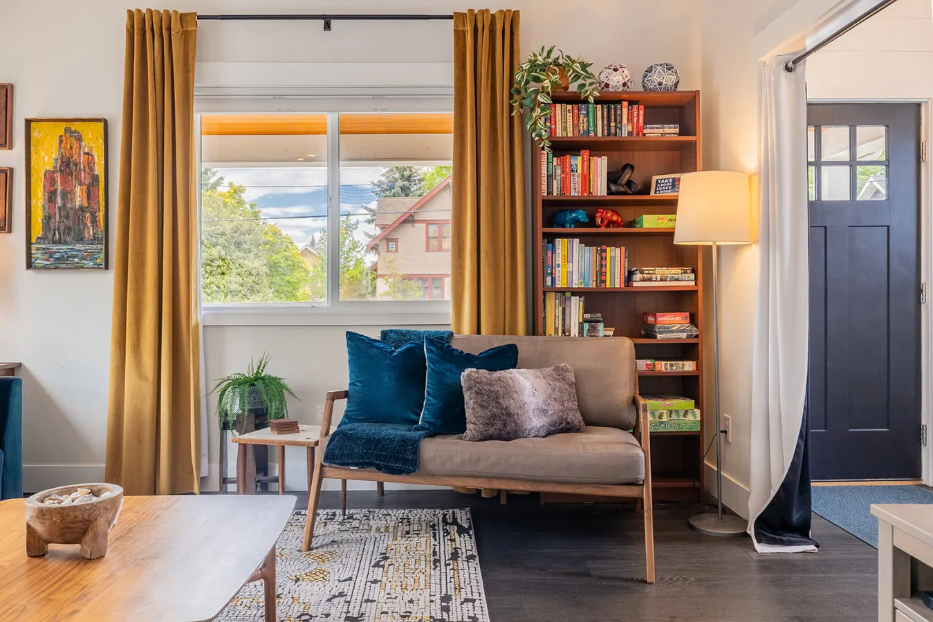 Ballard Craftsman Sleeps 10 A/C, BBQ & Firepit 7