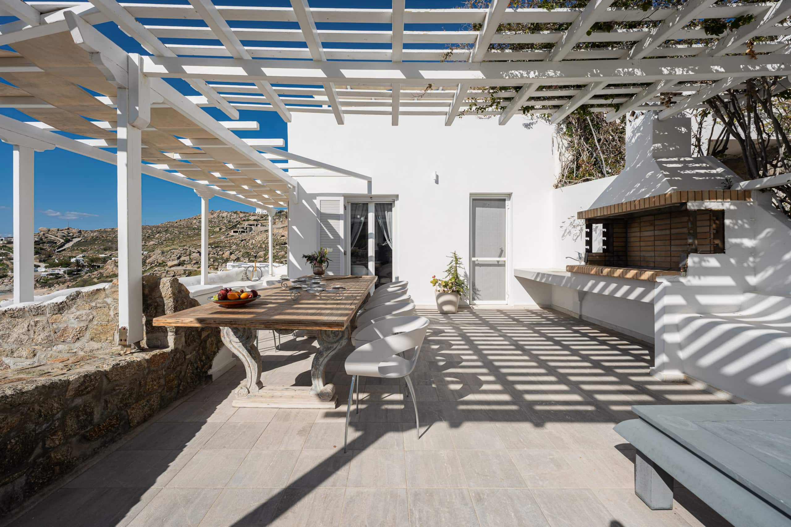 Beachfront Super Rockies Resort Villa Anemeli 30