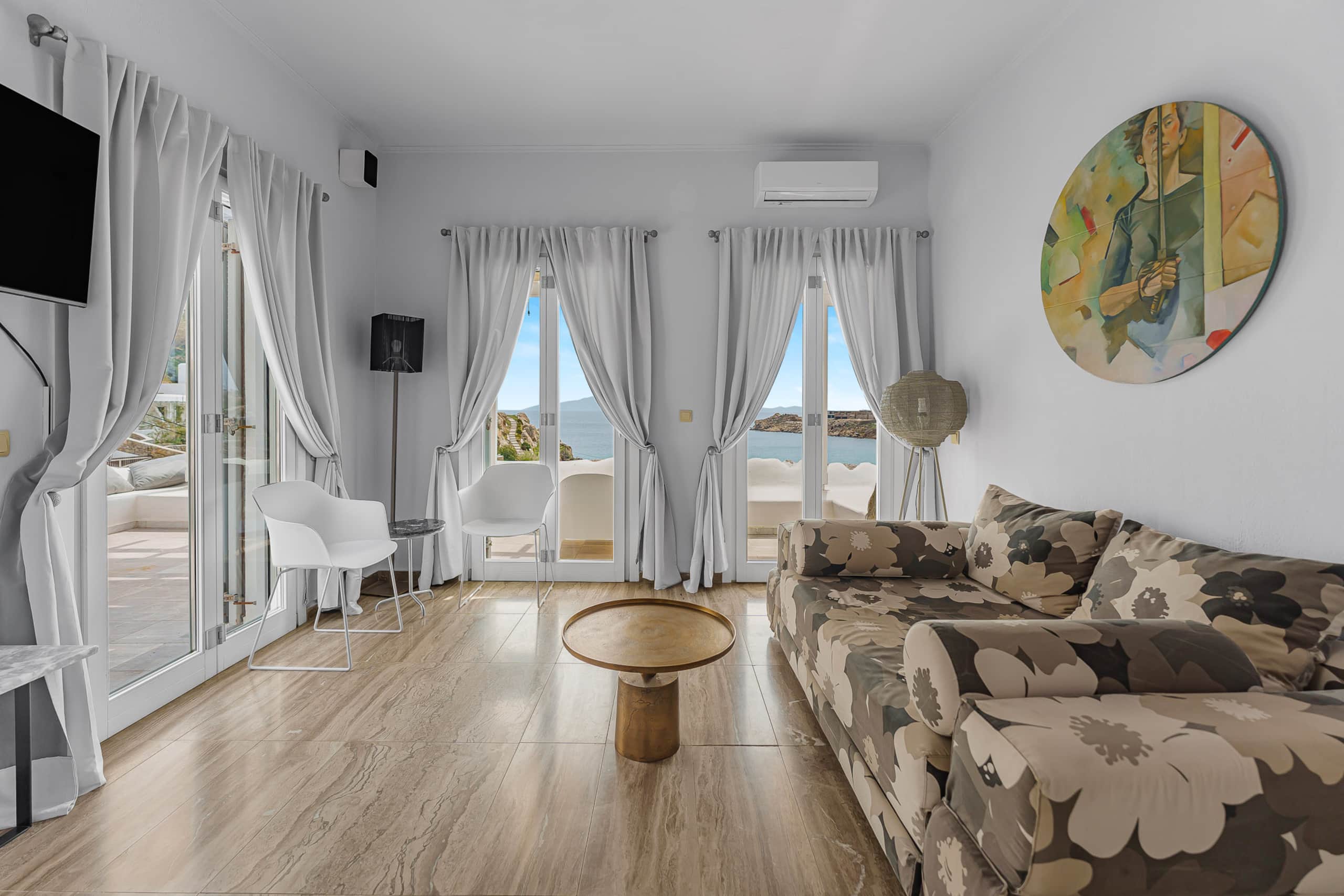 Beachfront Super Rockies Resort Villa Anemeli 4