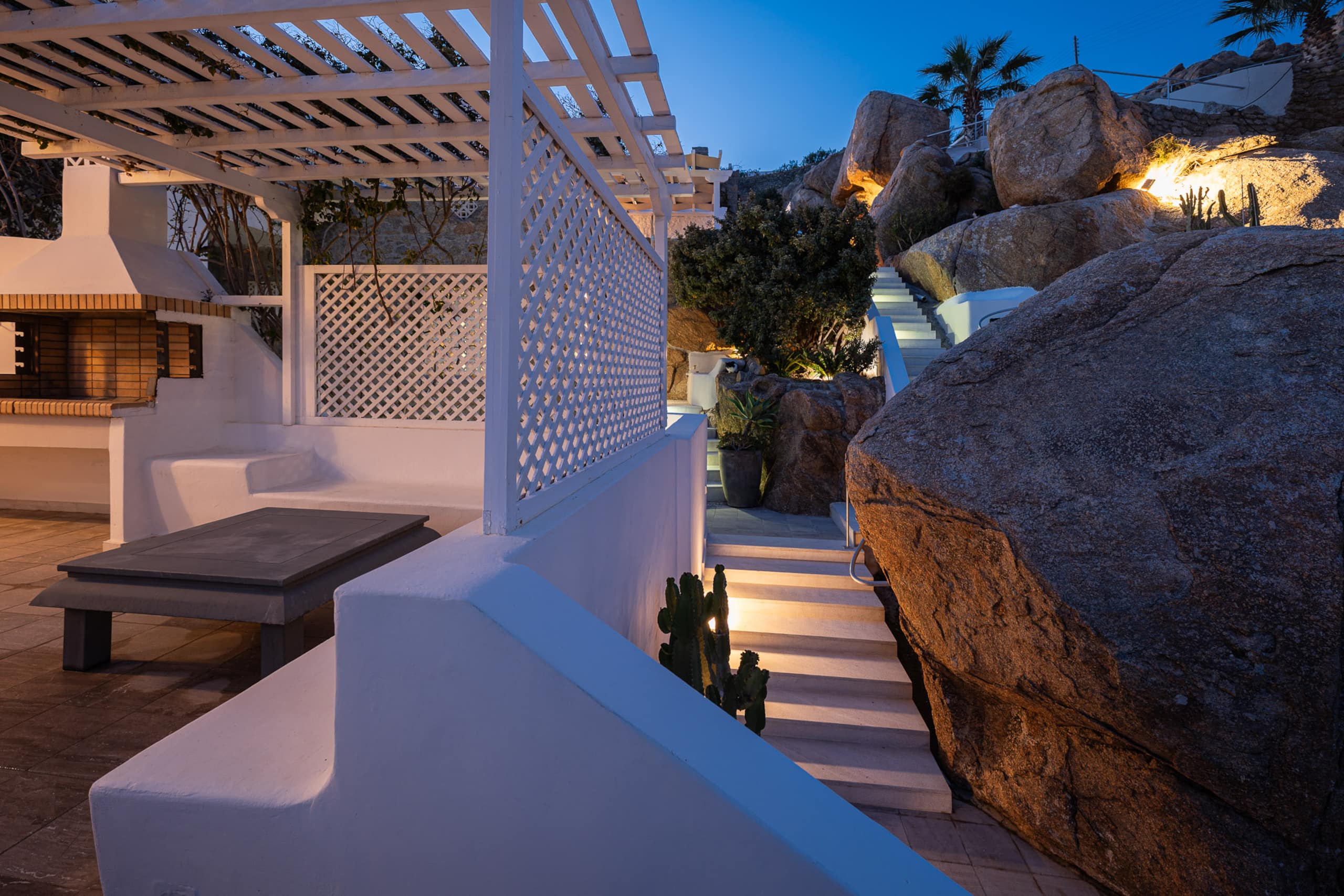 Beachfront Super Rockies Resort Villa Anemeli 26
