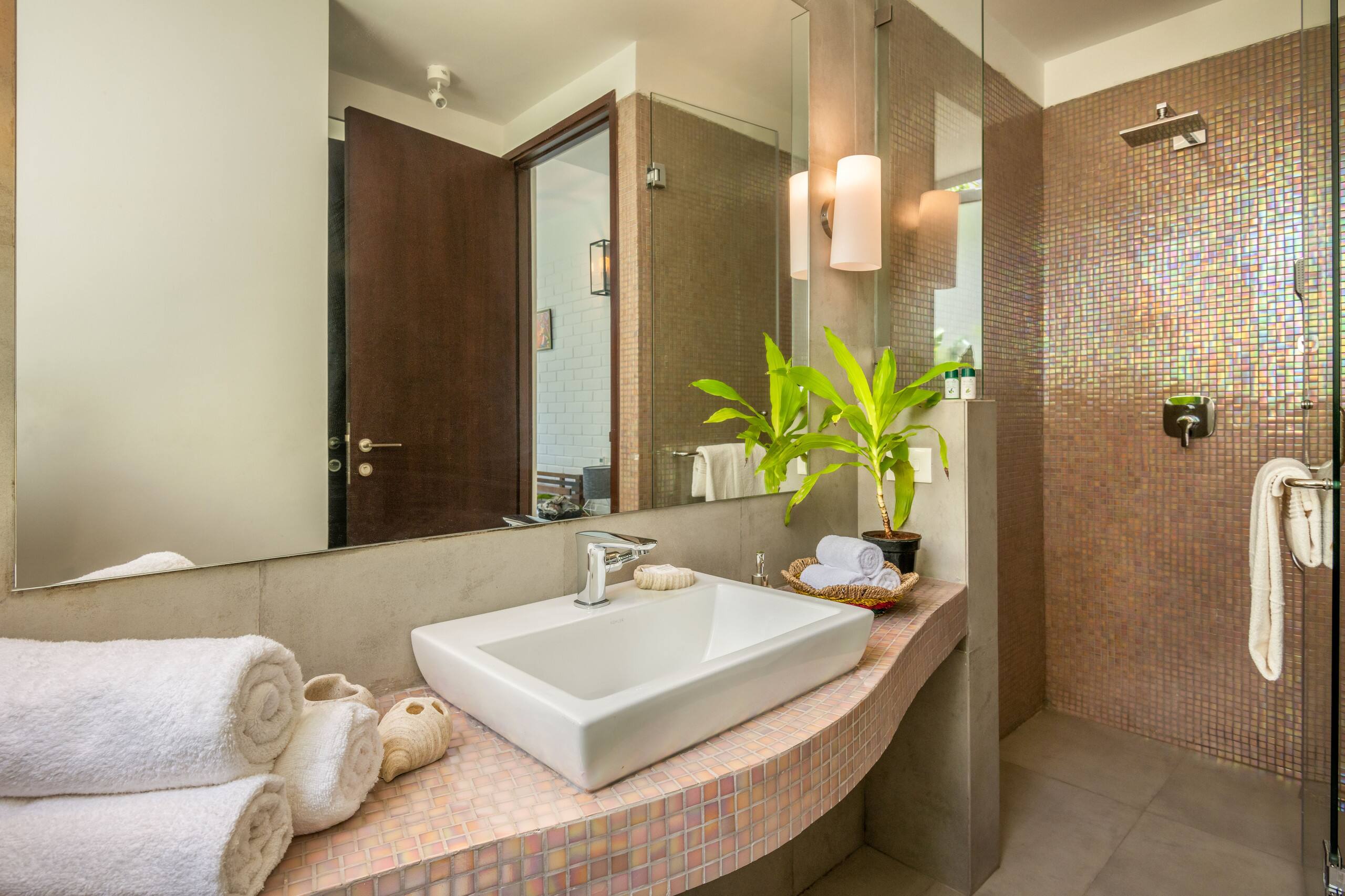 ElArbol |Aesthetic Stay|Housekeeping|1Om to Casino 6
