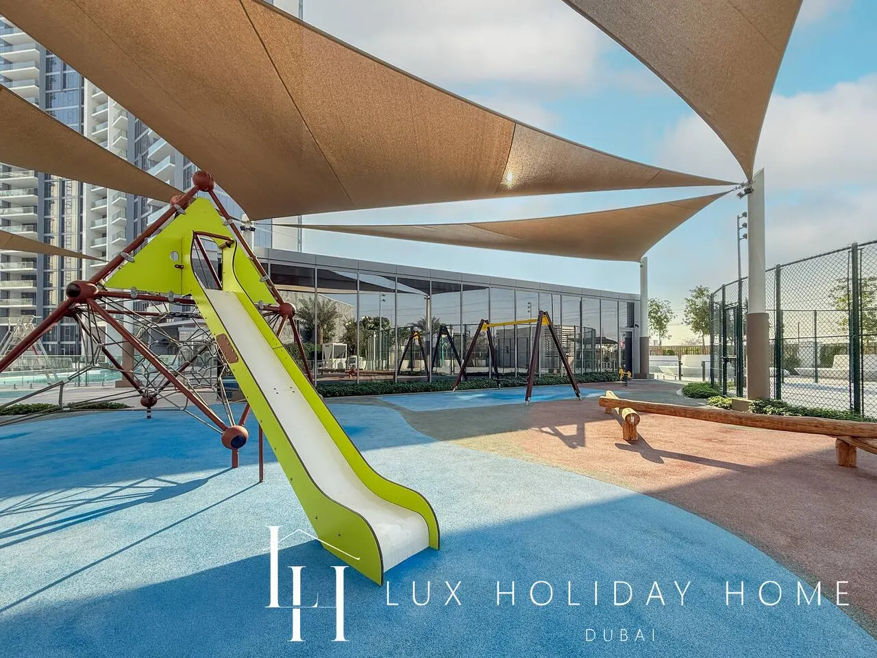LUX The Burj Khalifa Lagoon View Suite 5 17