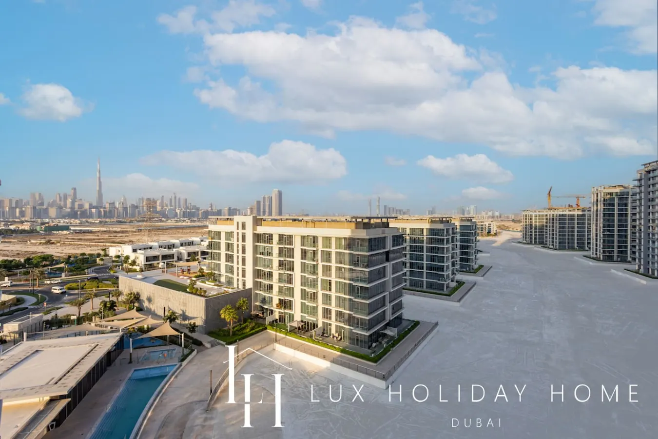 LUX The Burj Khalifa Lagoon View Suite 5 8