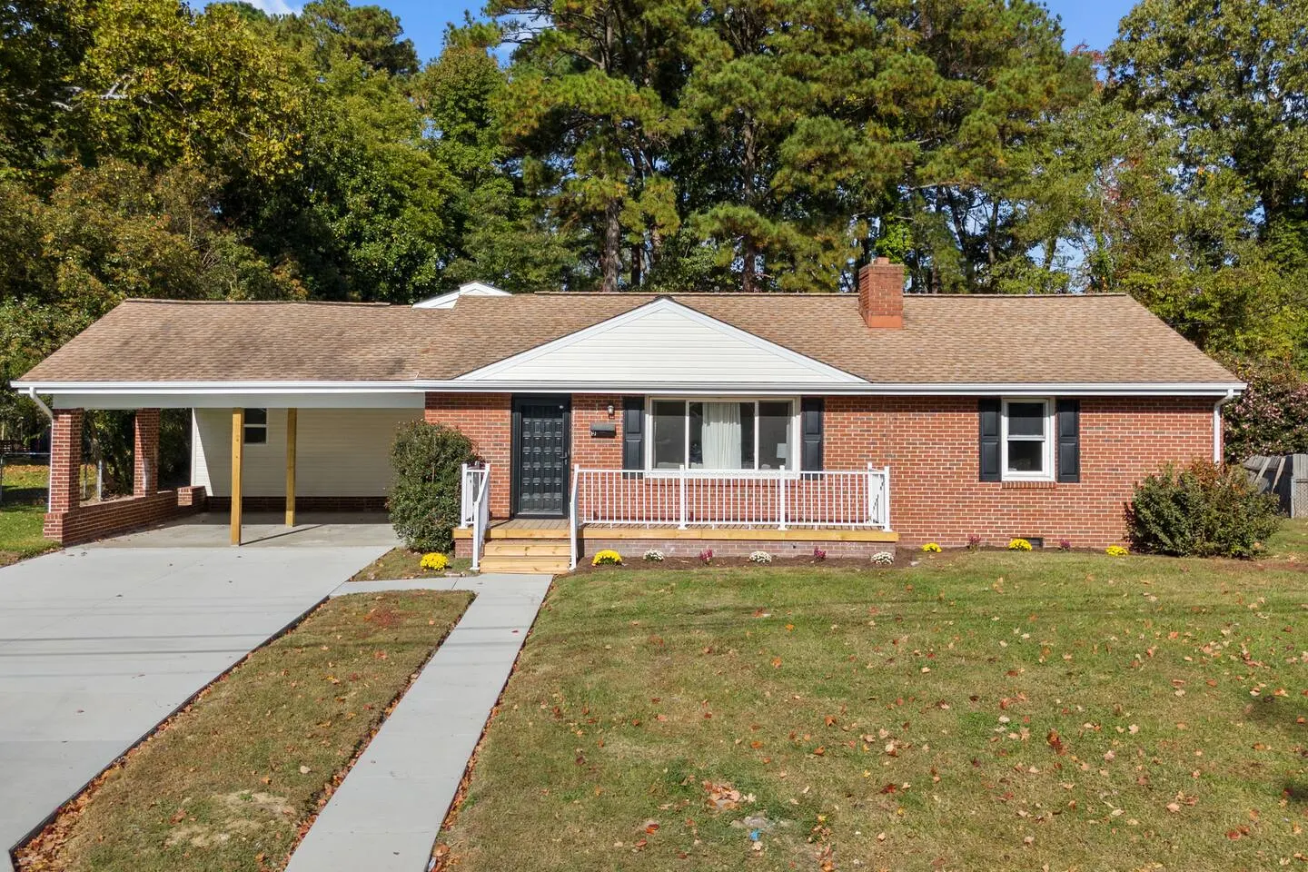 Riverfront Portsmouth Home Near Casino & Patio 8