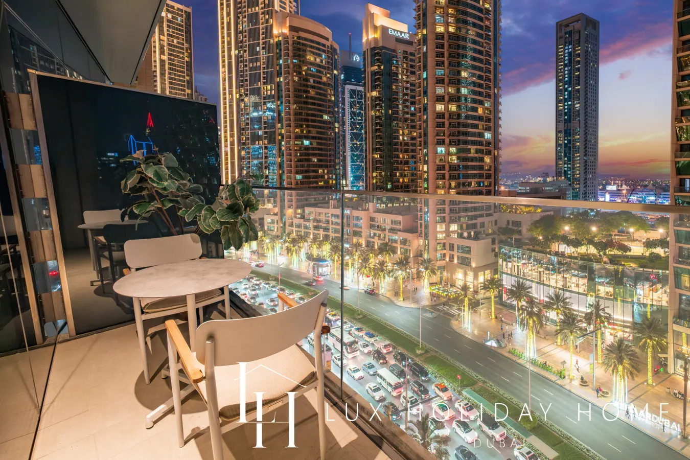 LUX The Address Opera Downtown Suite 2