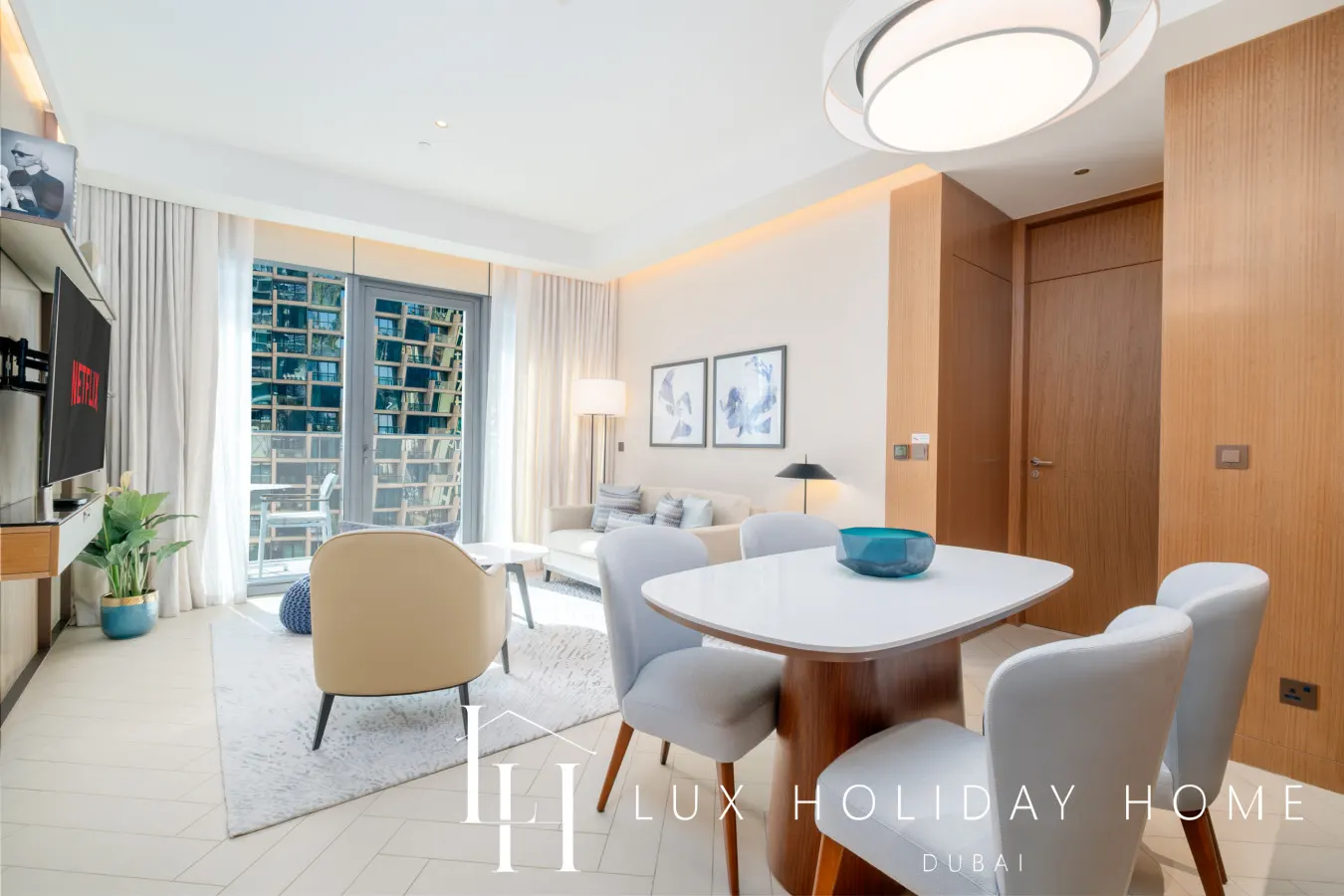 LUX The Address Opera Downtown Suite 3
