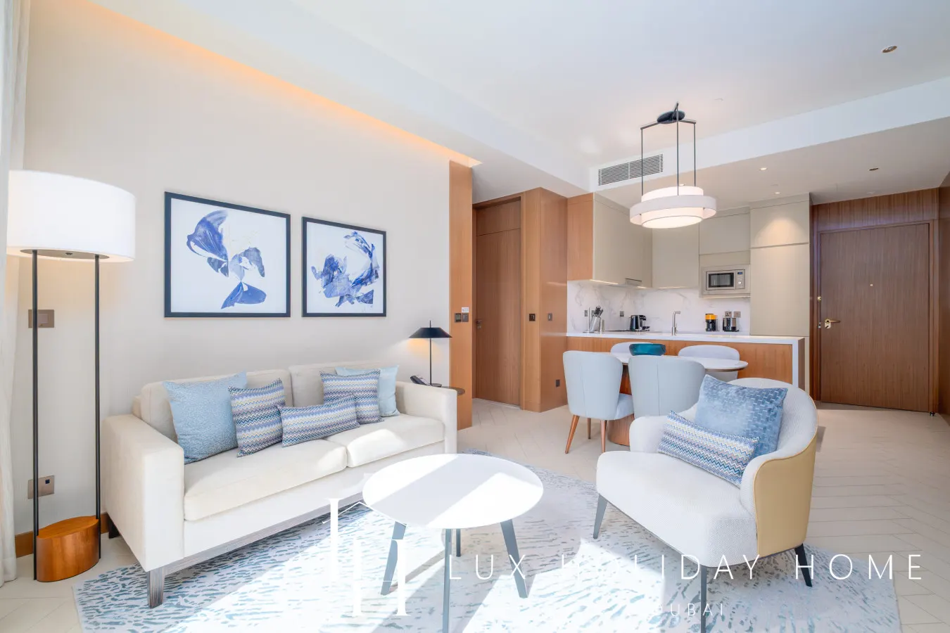LUX The Address Opera Downtown Suite 5