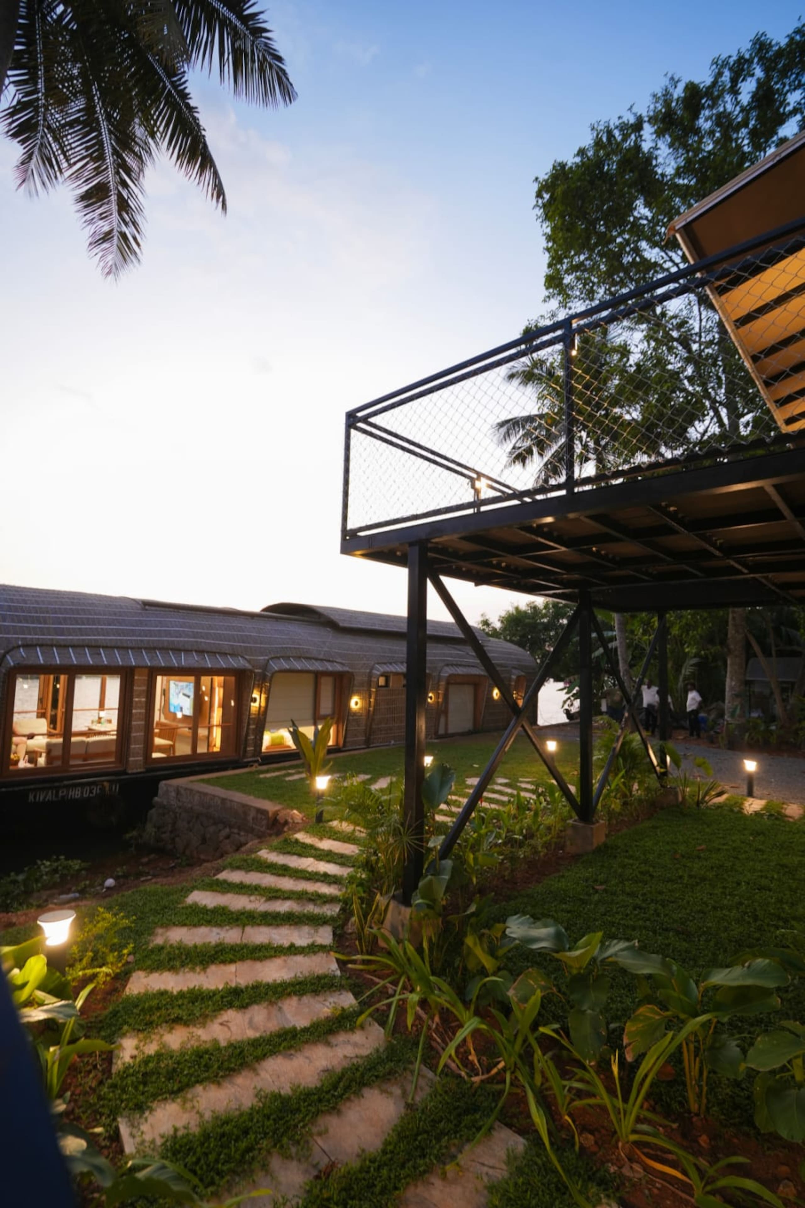 Private Glamping | River View 7