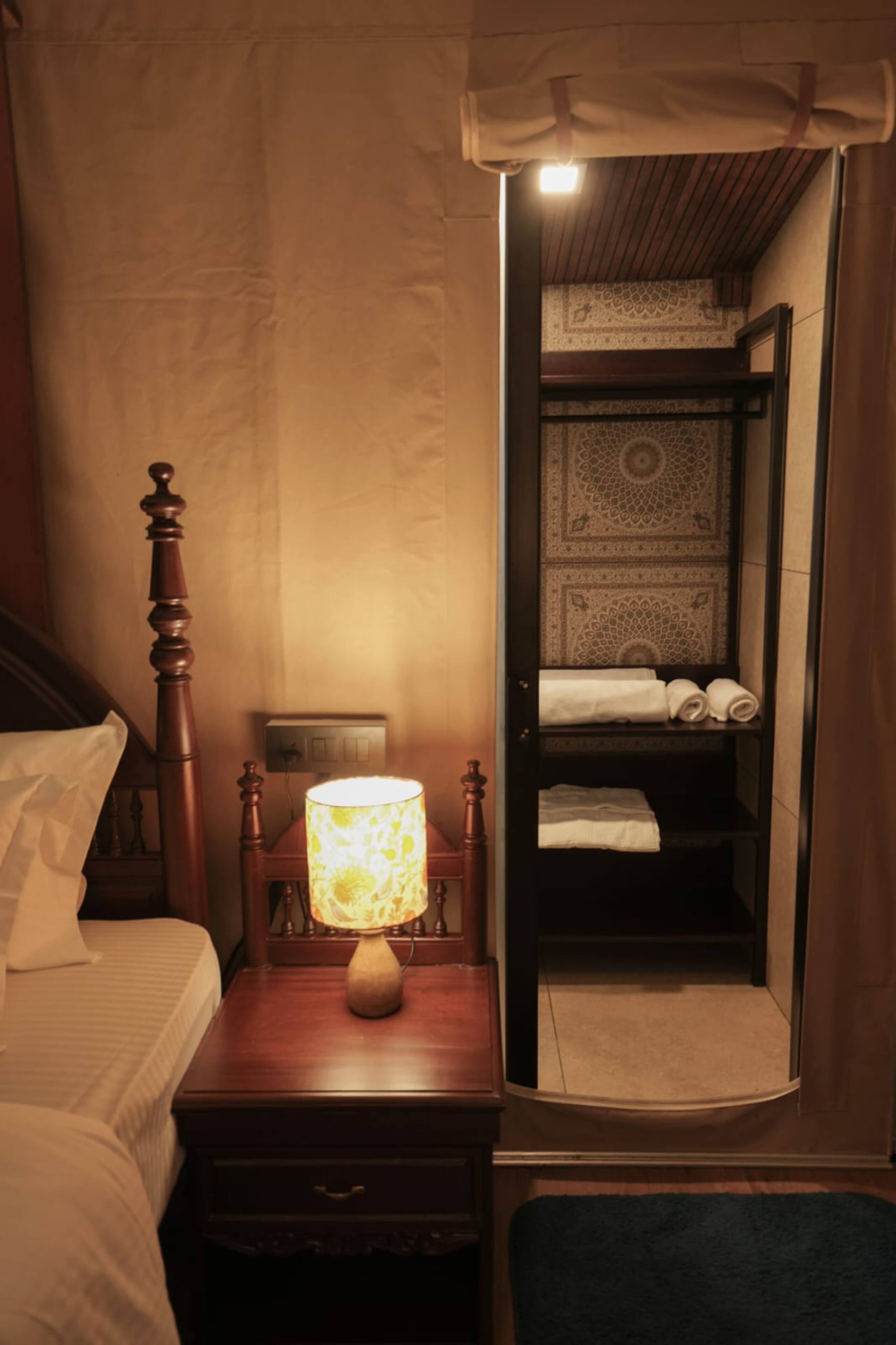 Private Glamping | River View 9