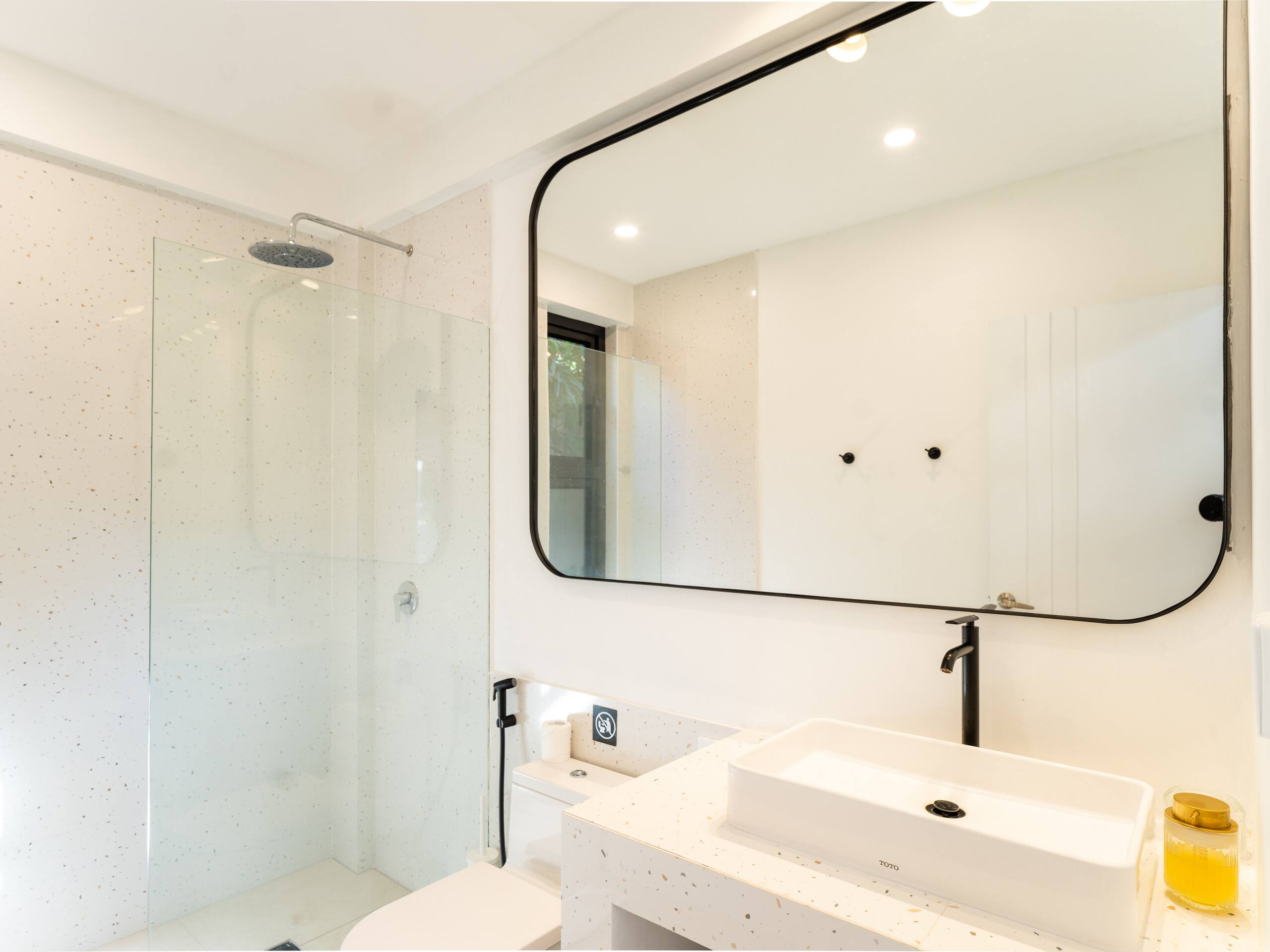Airbnb listing 51716370 27