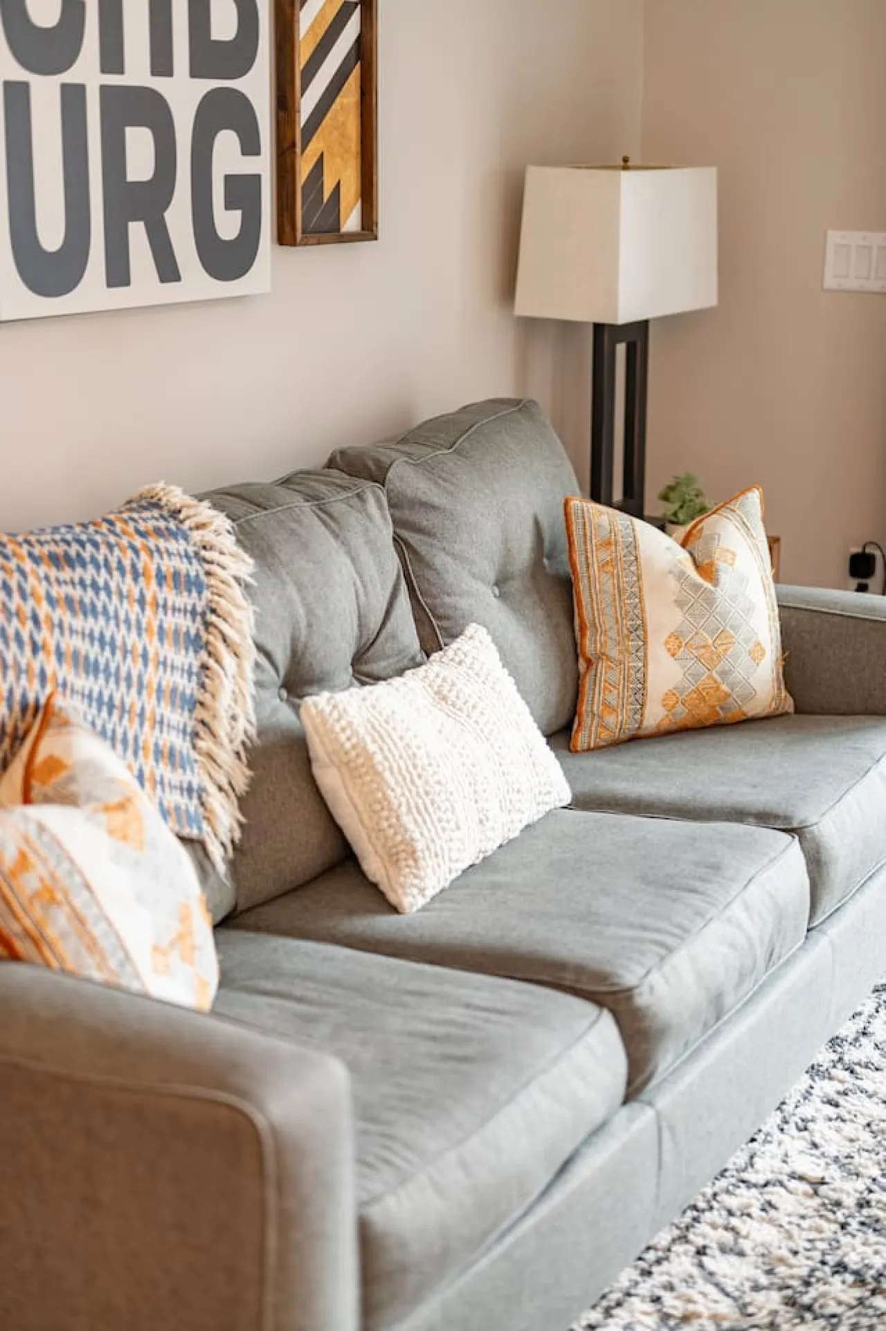*Stylish 1BR Getaway w/ KING Bed + Patio + Wi-Fi 2