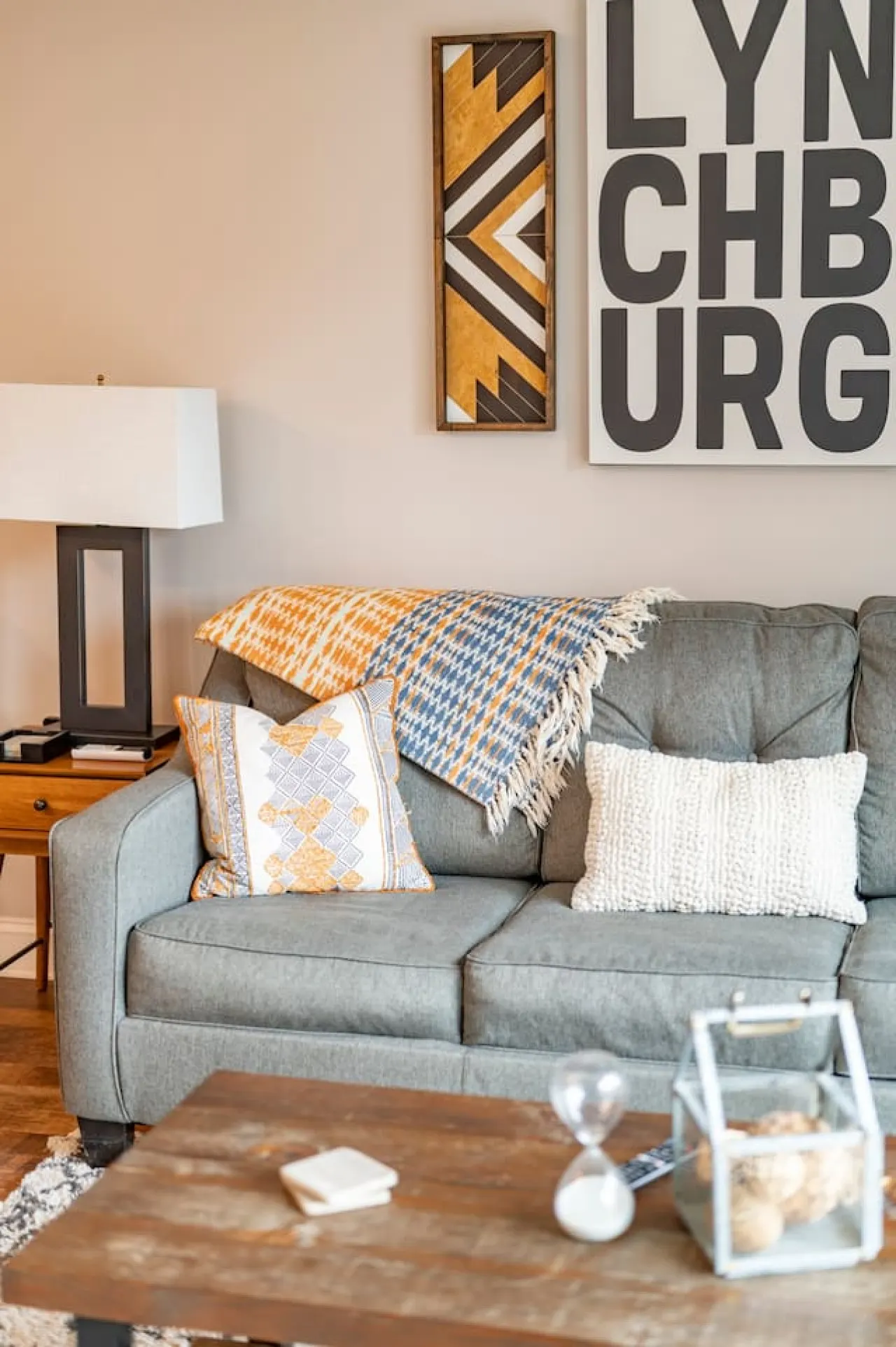 *Stylish 1BR Getaway w/ KING Bed + Patio + Wi-Fi 8