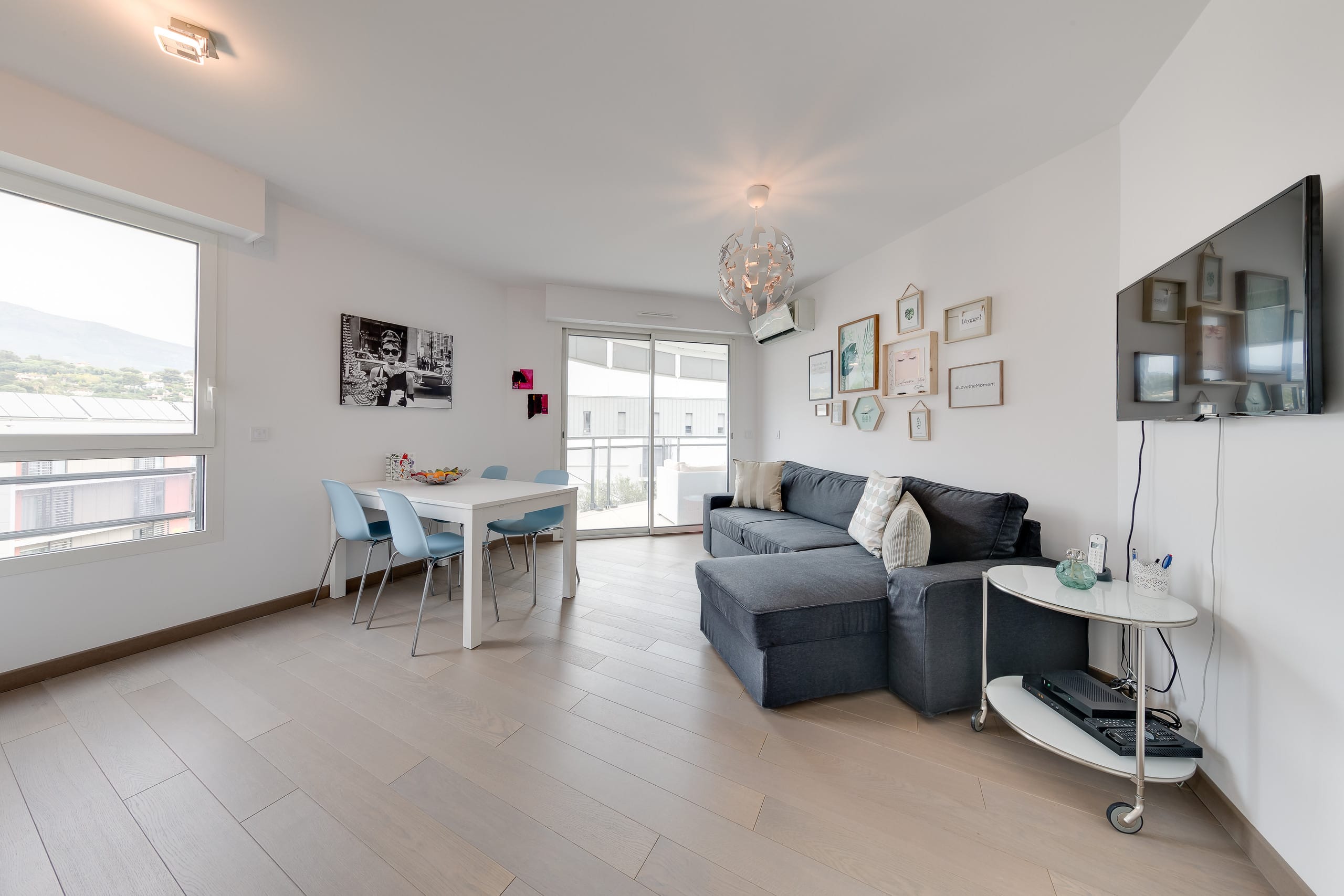WALK TO THE OCEAN, stylish large 2BR with balcony