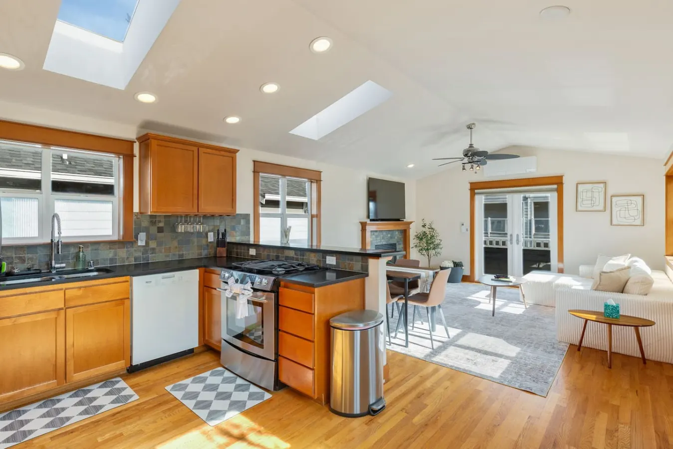Warm & Tranquil Haven: Gym, Office, Patio 16