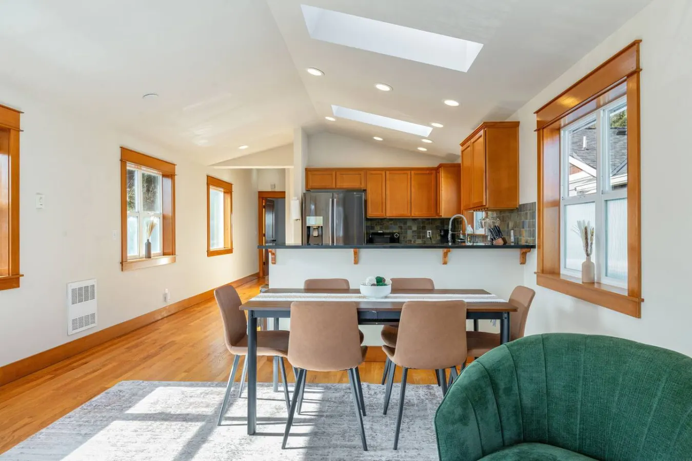 Warm & Tranquil Haven: Gym, Office, Patio 4