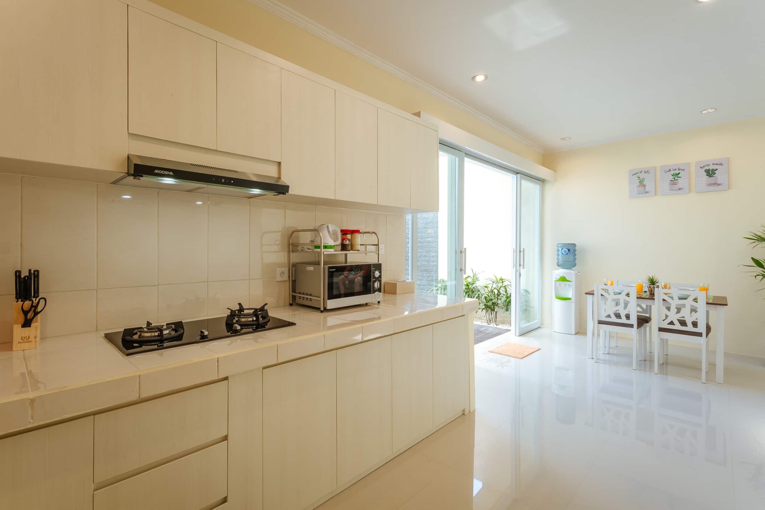 Villa Julie Seminyak - 2 Bed Modern Pool Villa! 18