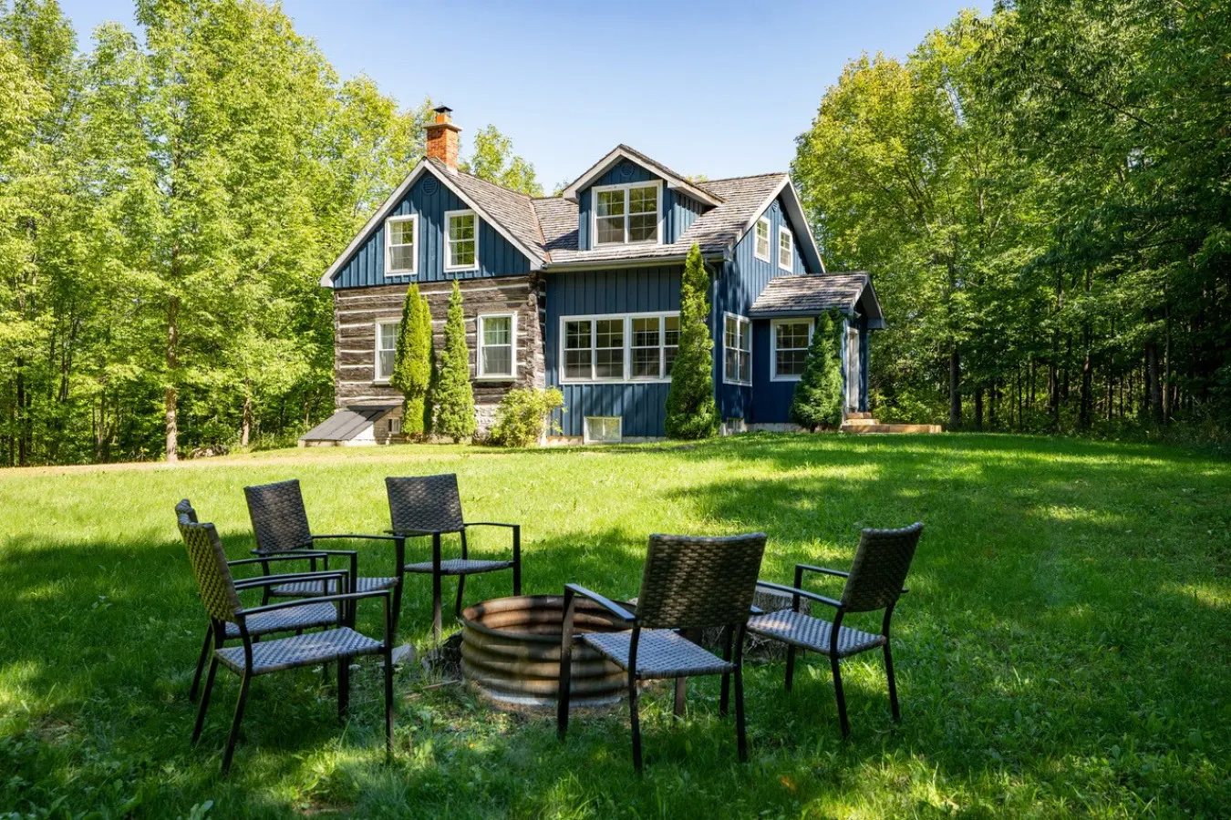 Malcom Cottage Stunning 6 Bedroom Chalet In Beaver Valley! 11