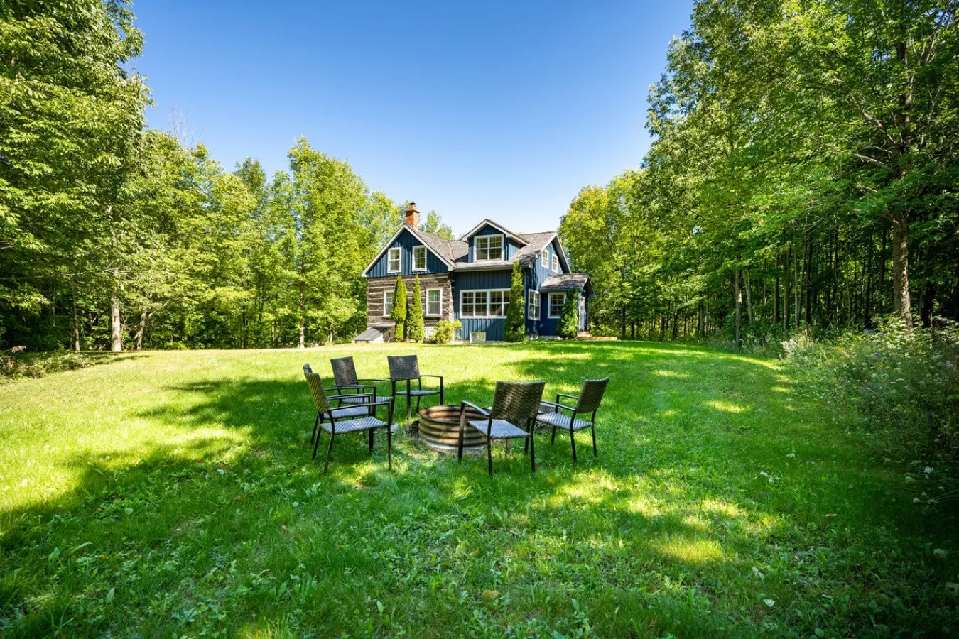 Malcom Cottage Stunning 6 Bedroom Chalet In Beaver Valley! 16
