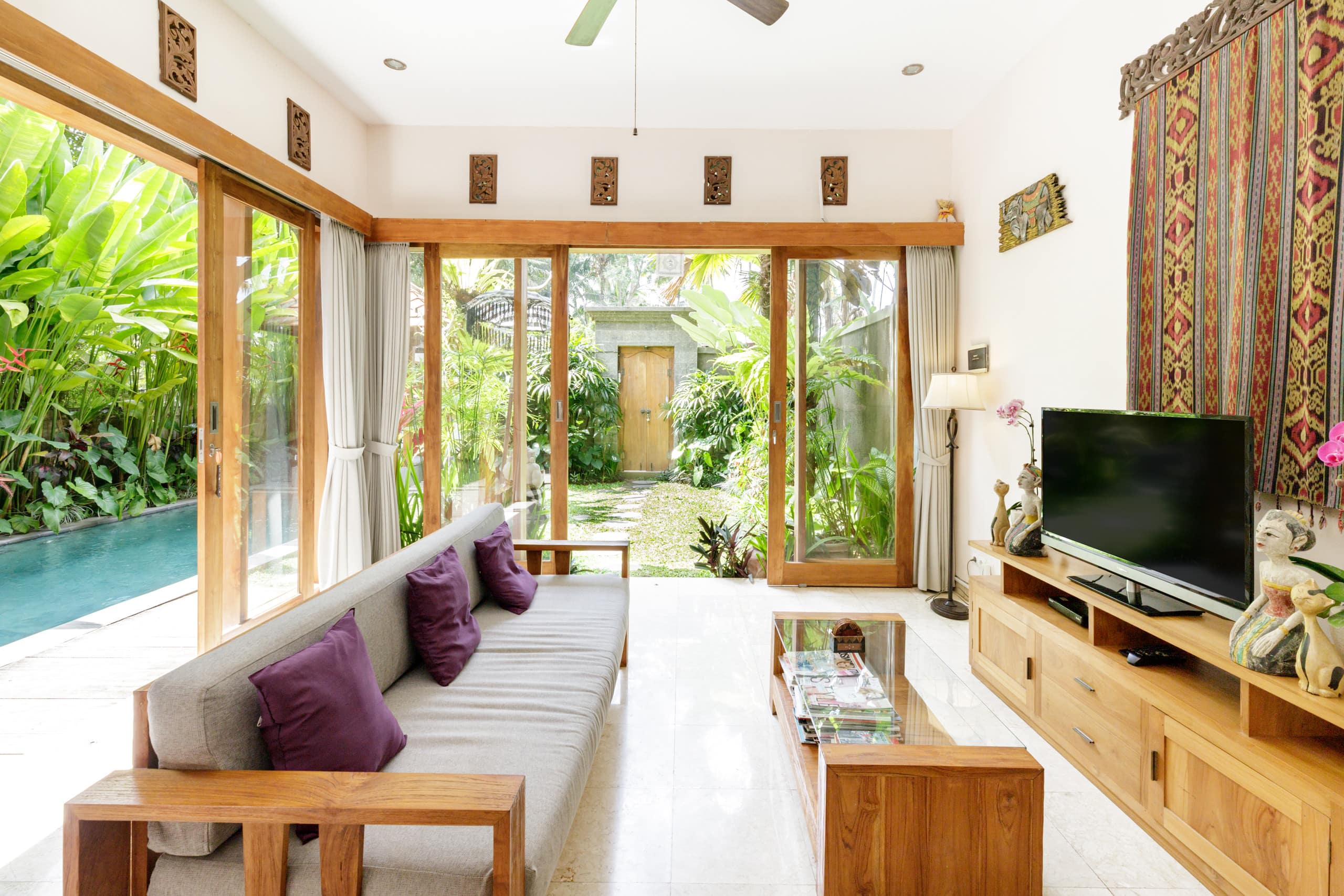 Tranquil Paradise Villa with Pool and Attentive Staff 21
