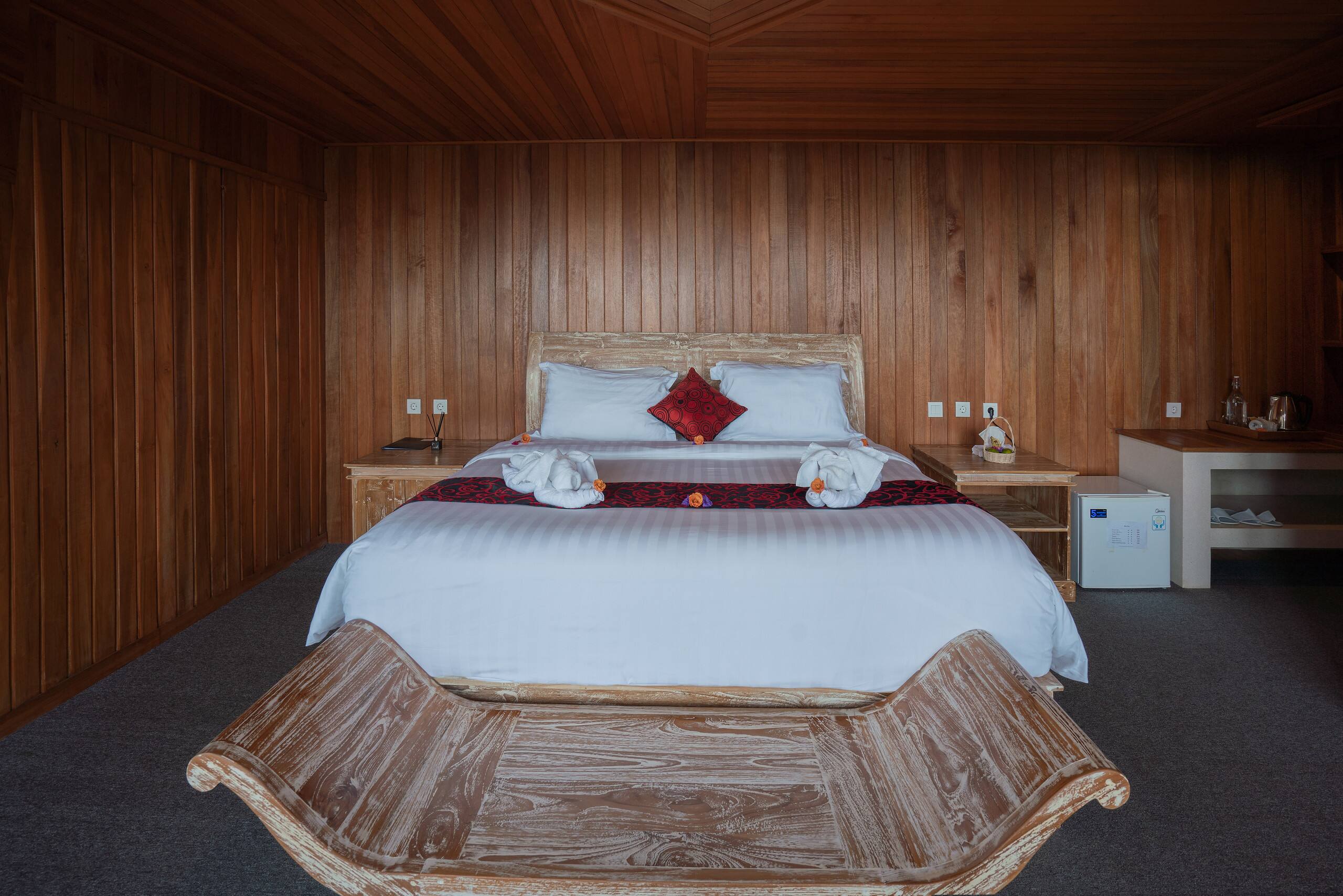 Garden Studio in Munduk | Nature Escape King Bed 9