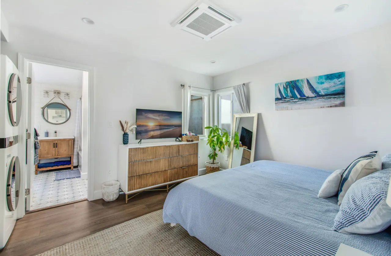 MB Gem Upper - Steps To The Beach, Ocean Breeze 15