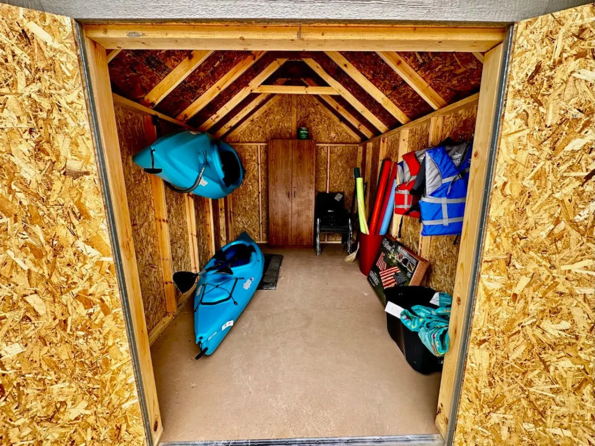 Stunning Lakeview Home, King Suites, Hot Tub, Firepit- Kayaks, Stargazing 6