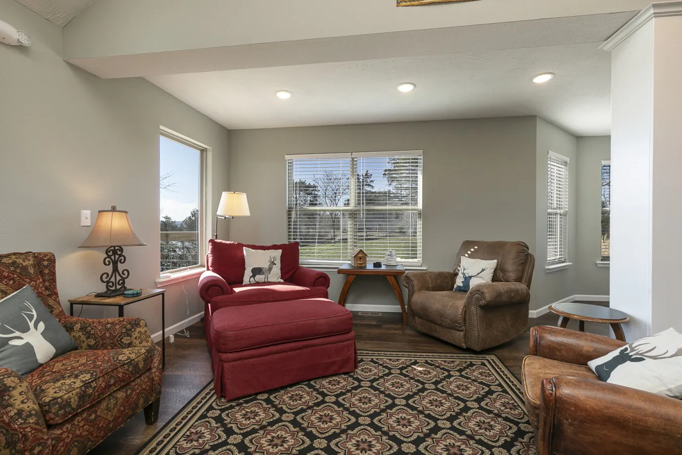 Stunning Lakeview Home, King Suites, Hot Tub, Firepit- Kayaks, Stargazing 8