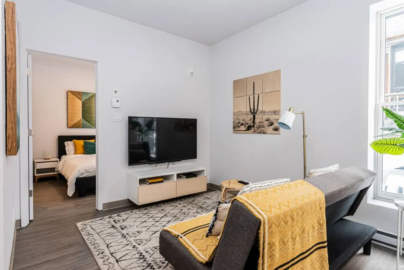 Plateau - New and Perfectly Located 1 Bedroom Apartment - Unit 8 5