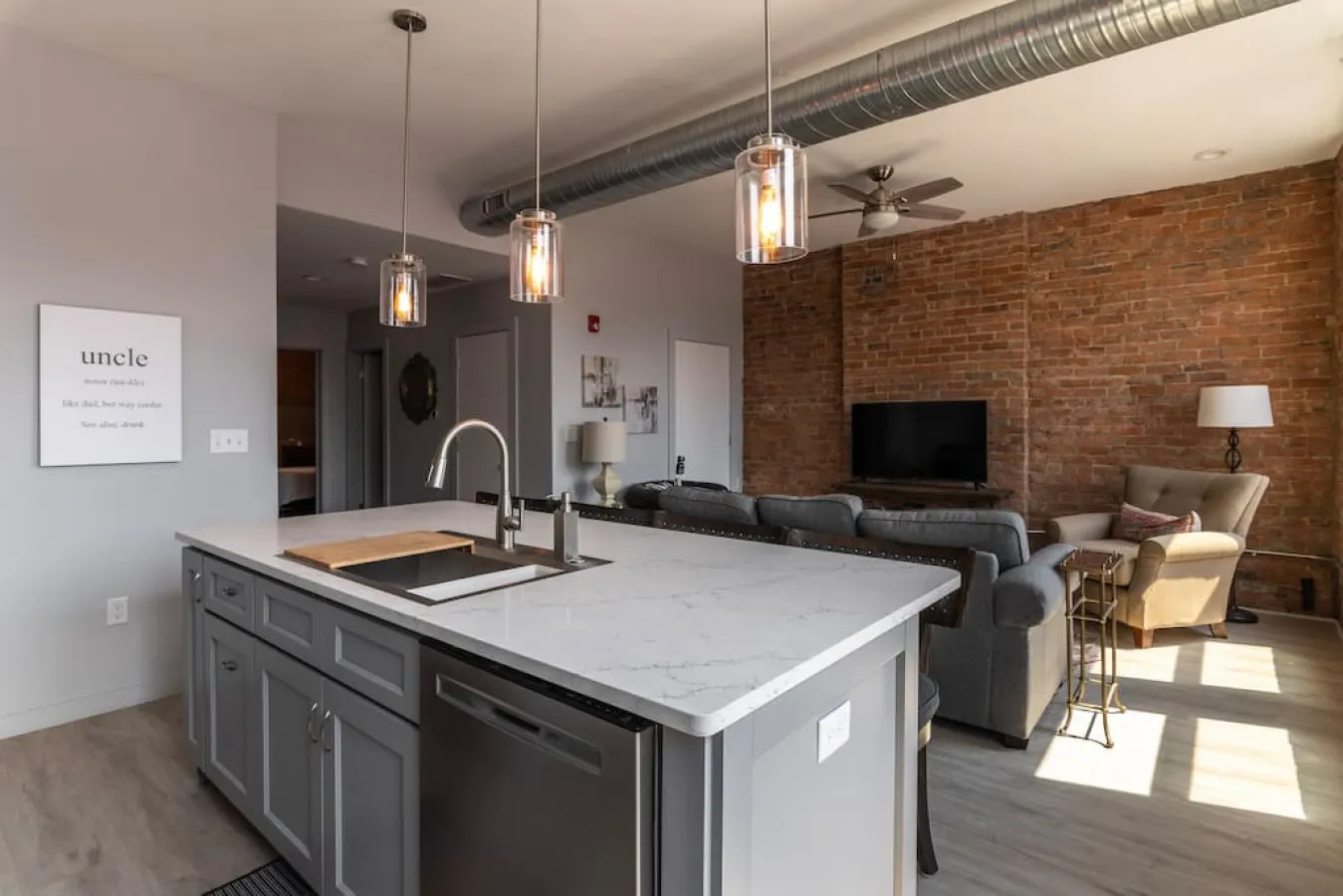 Uncle: Explore OTR from this beautiful restoration 10